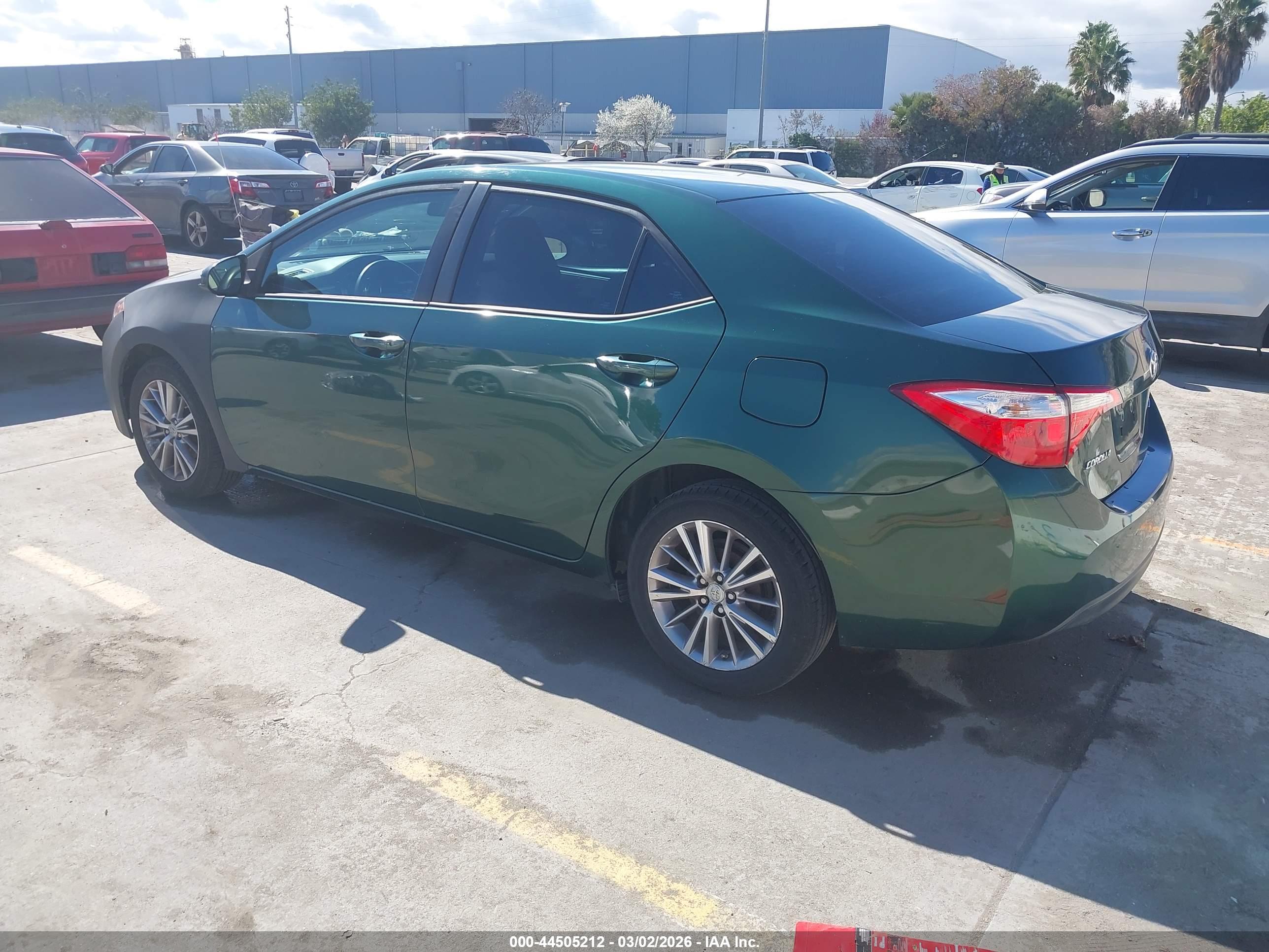 TOYOTA COROLLA image 3
