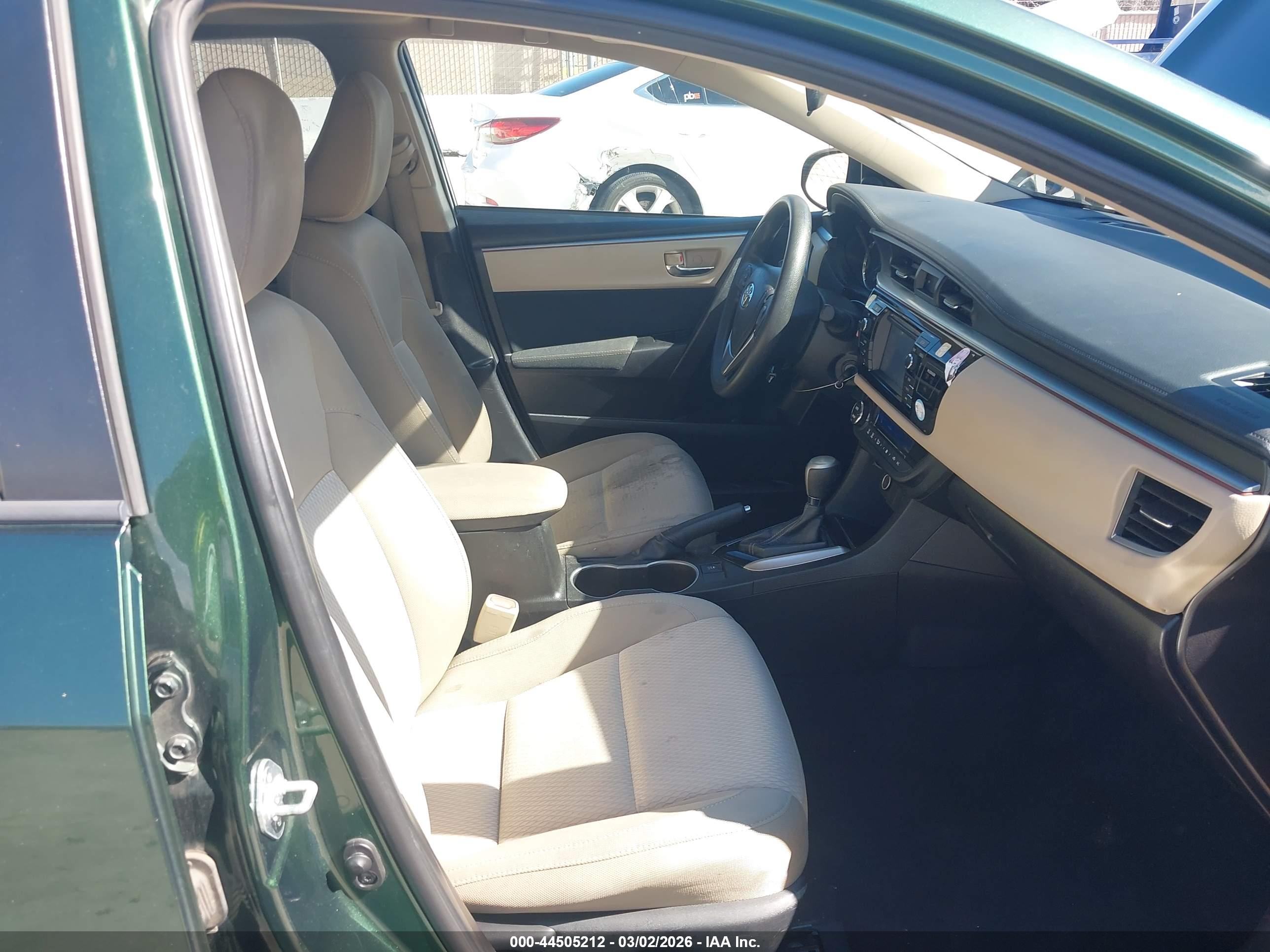 TOYOTA COROLLA image 5
