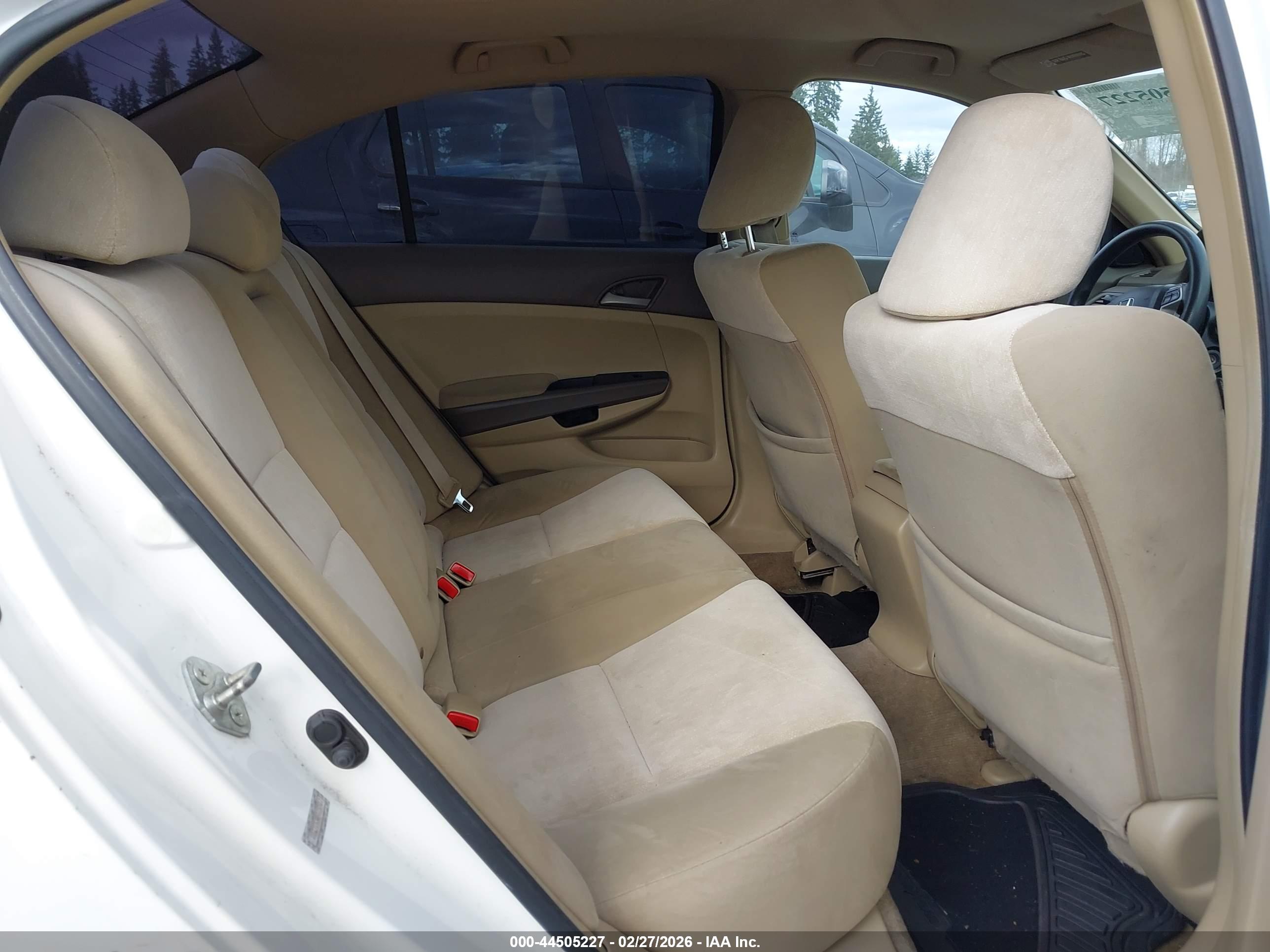 HONDA ACCORD image 8