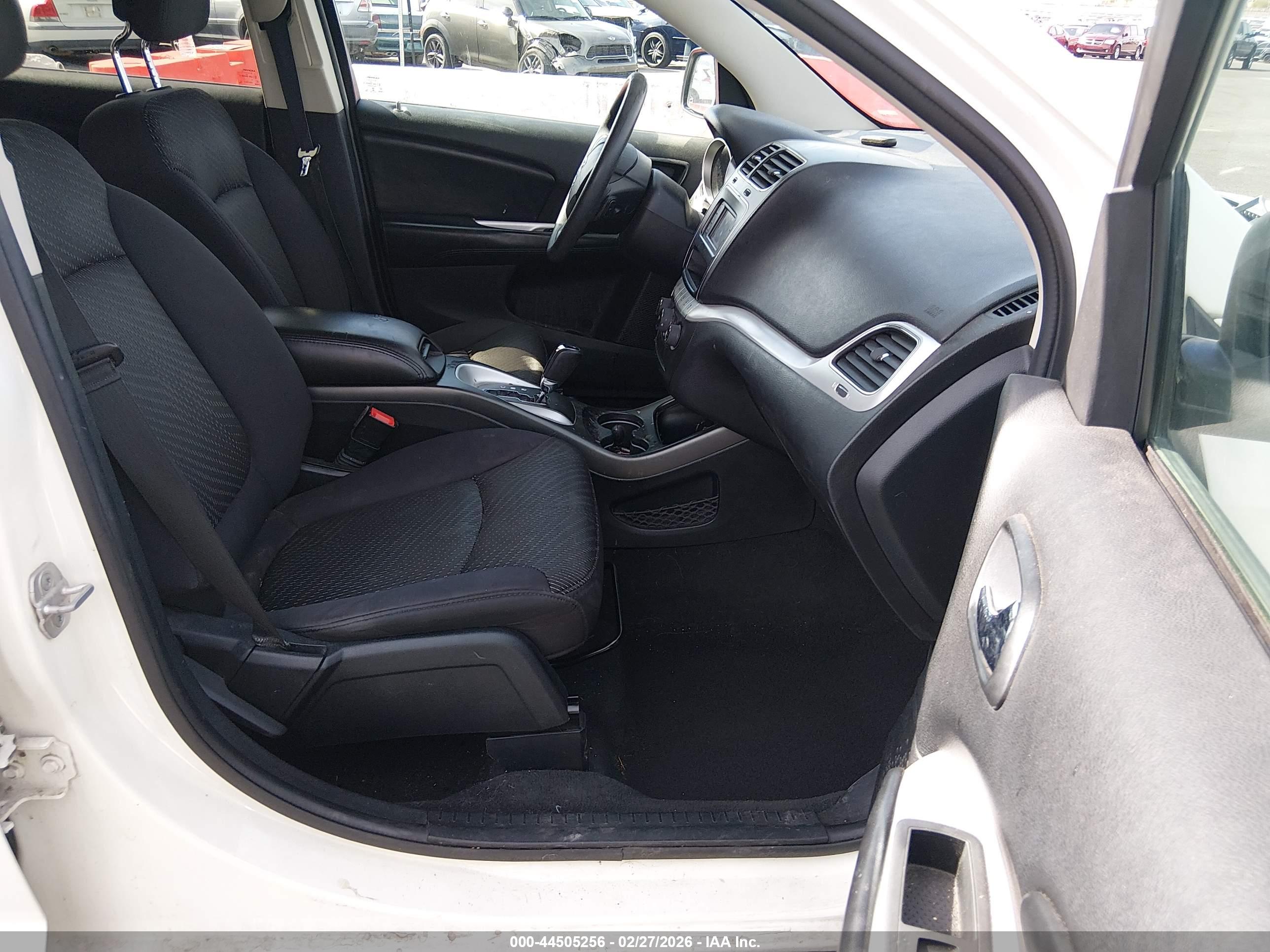DODGE JOURNEY image 5