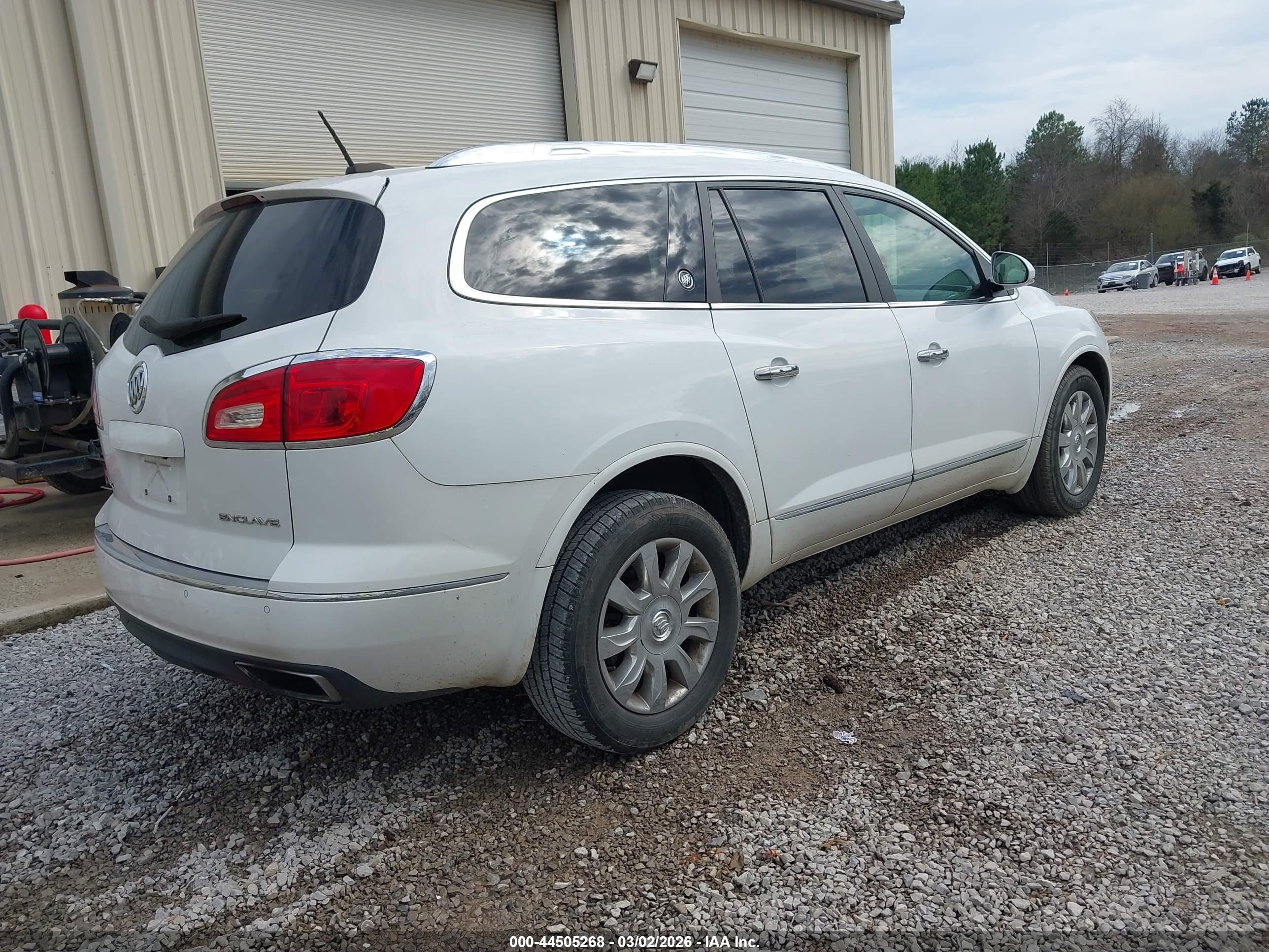 BUICK ENCLAVE image 4