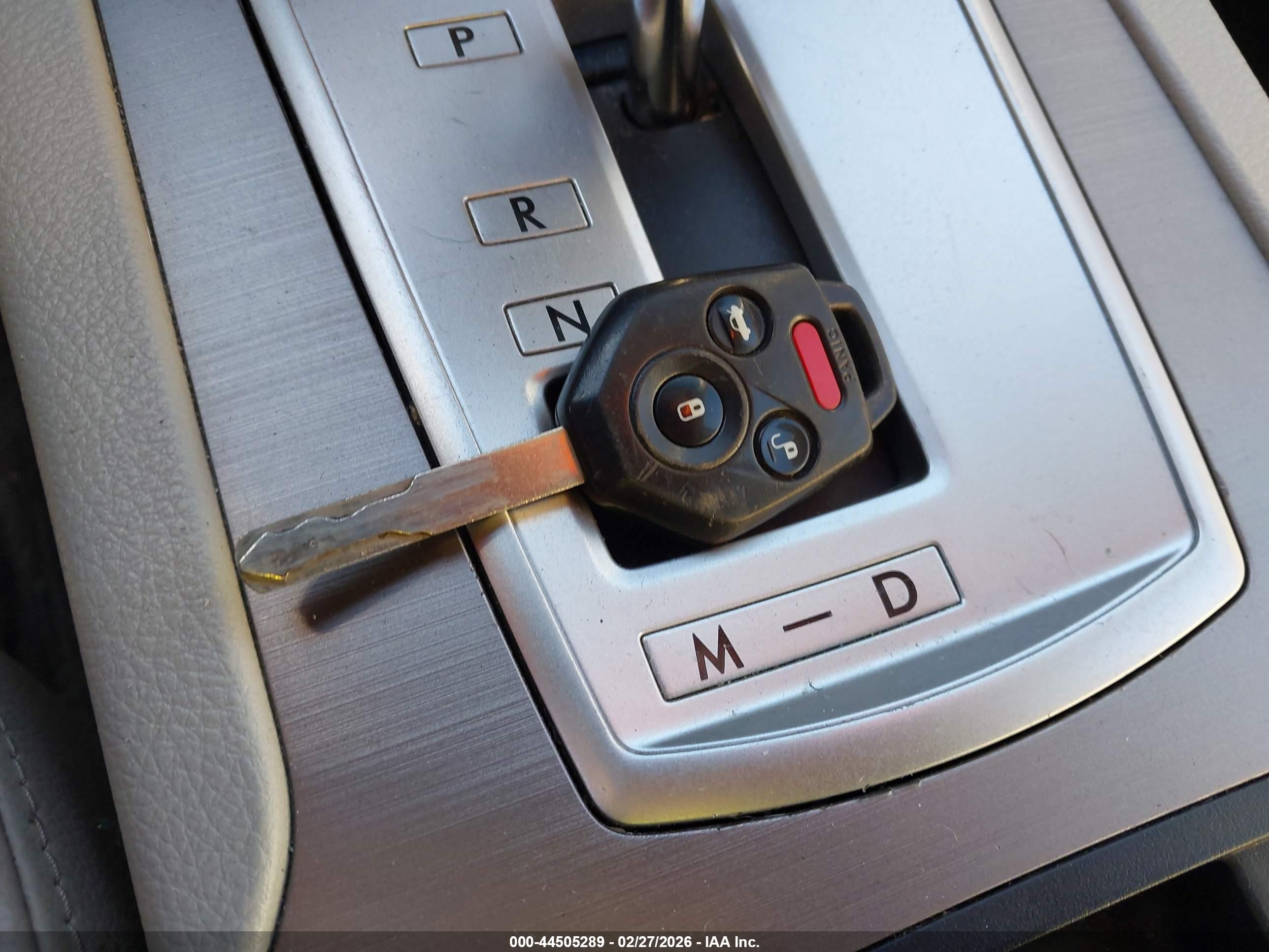 SUBARU OUTBACK image 11