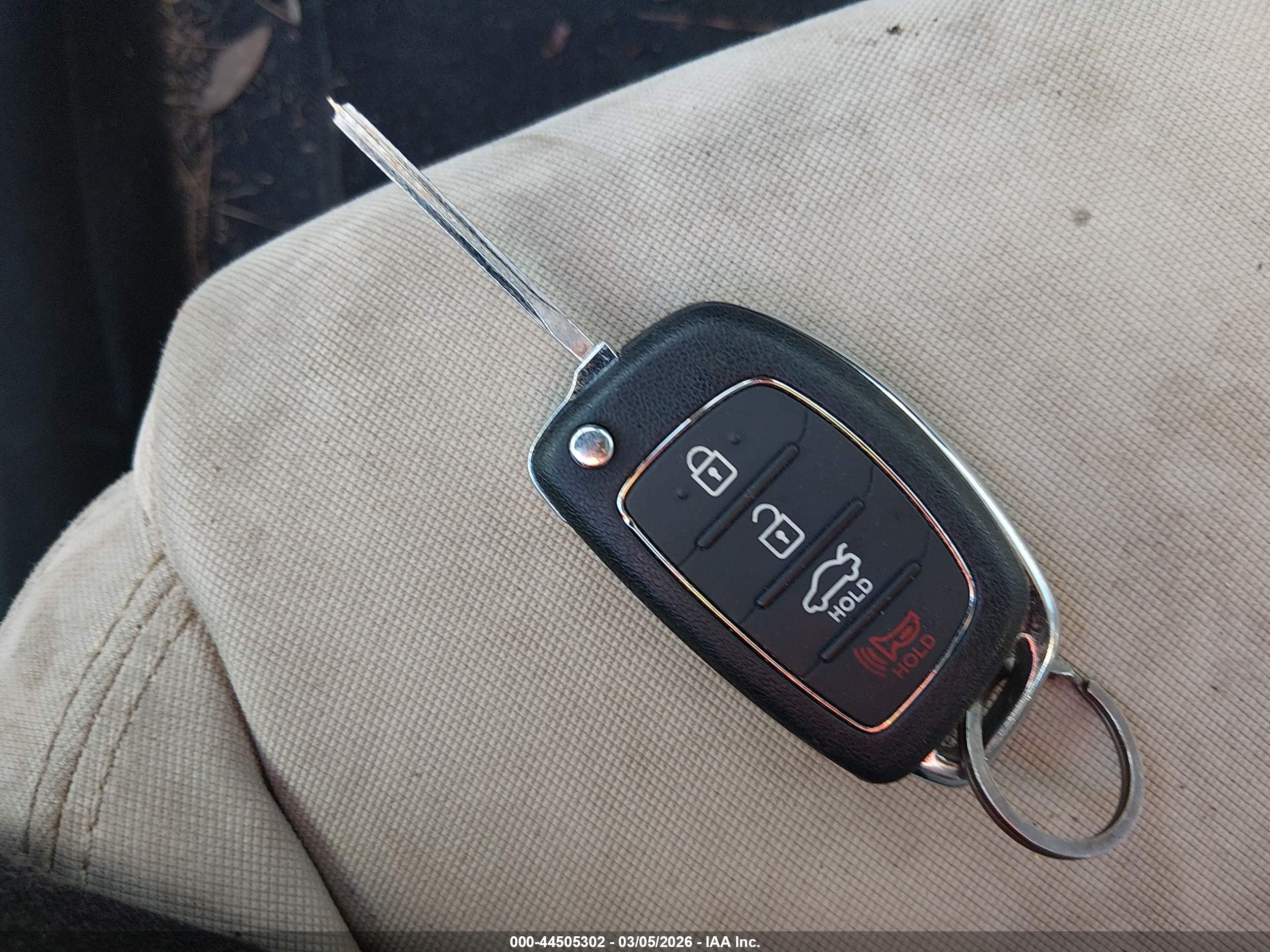 HYUNDAI SONATA image 11