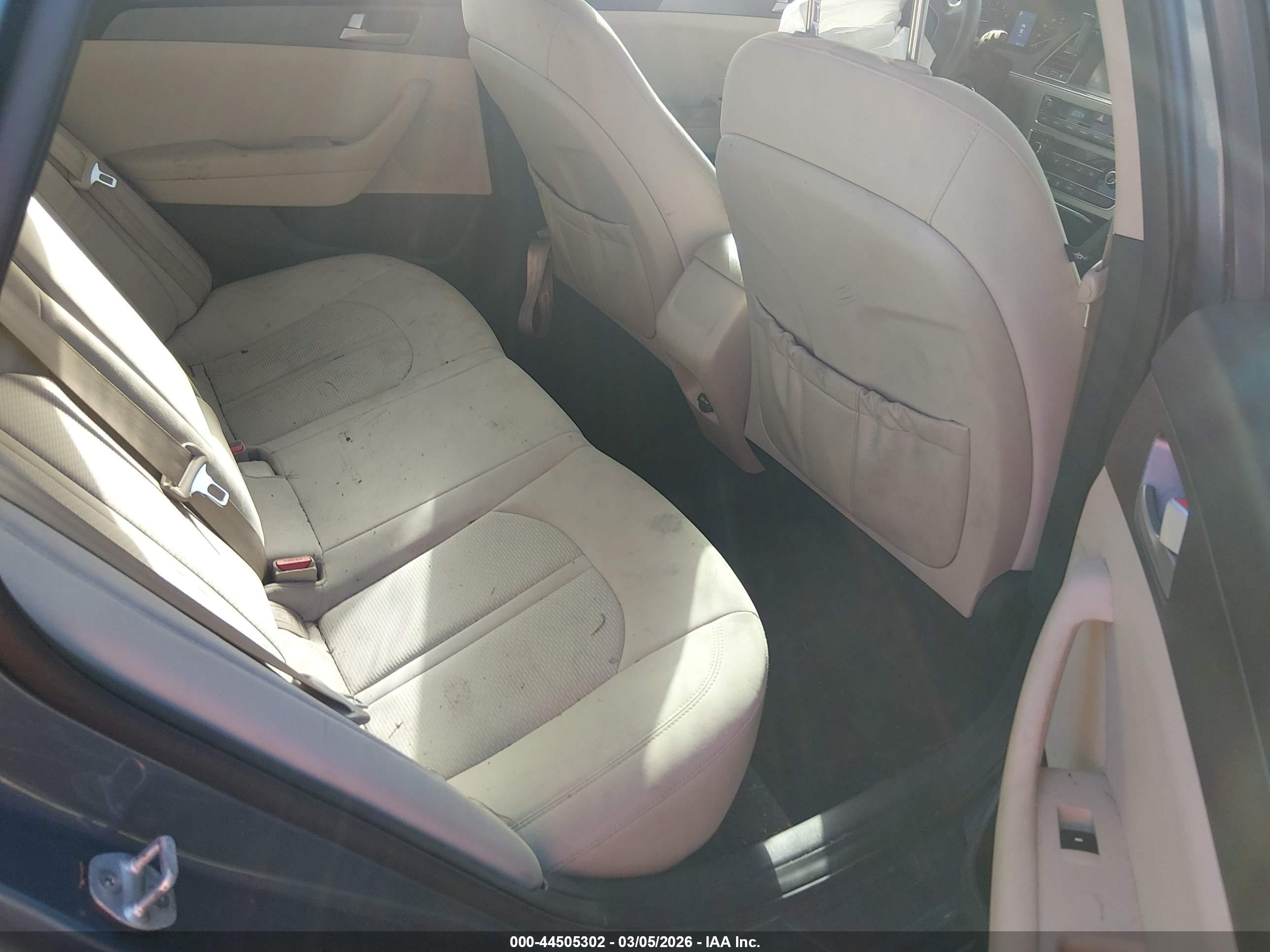 HYUNDAI SONATA image 8