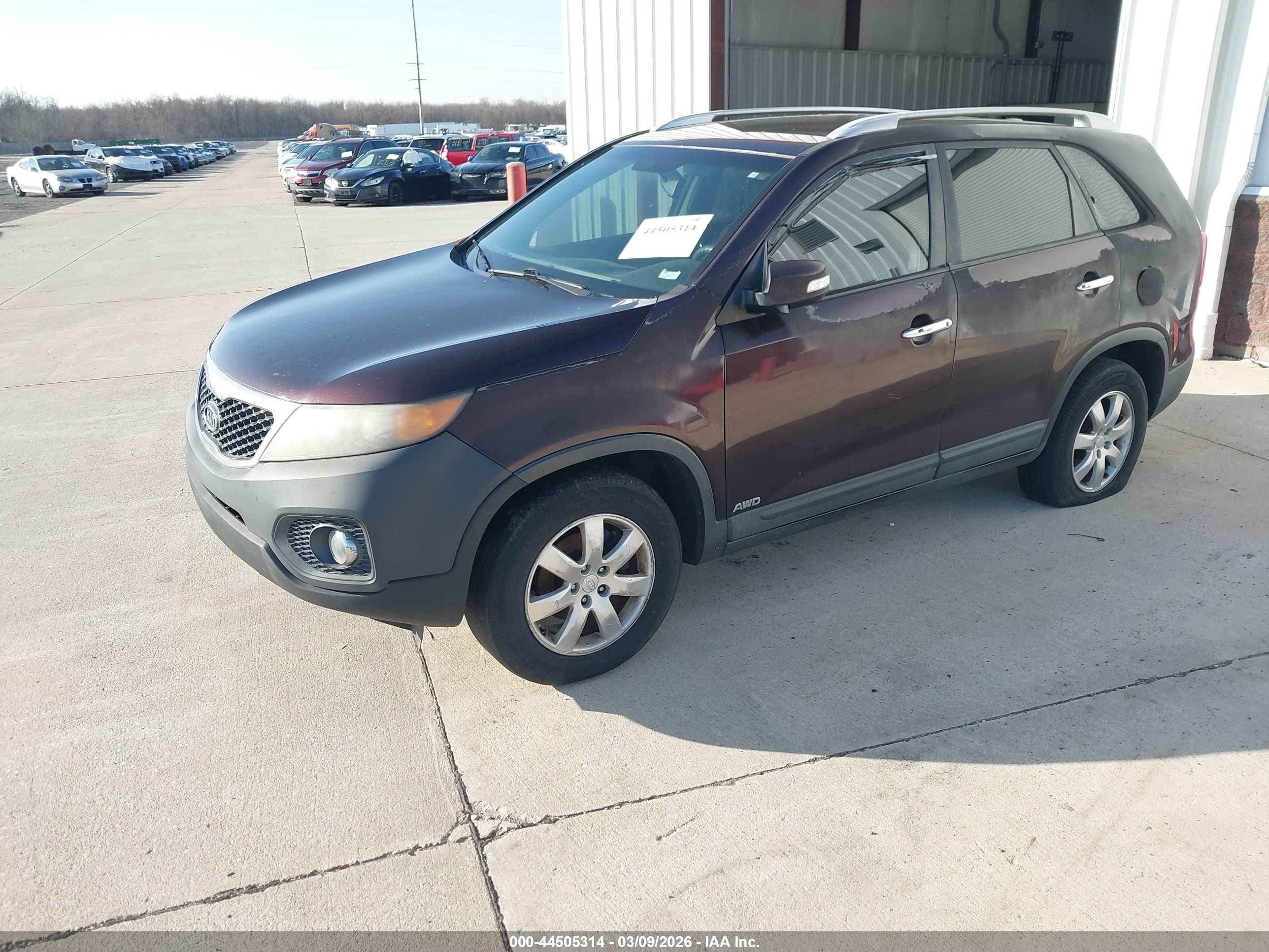 KIA SORENTO image 2