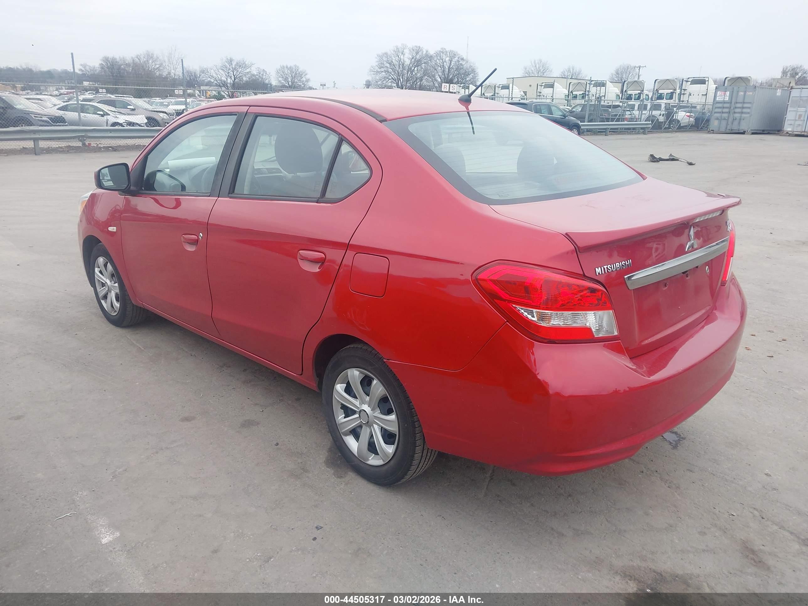 MITSUBISHI MIRAGE image 3