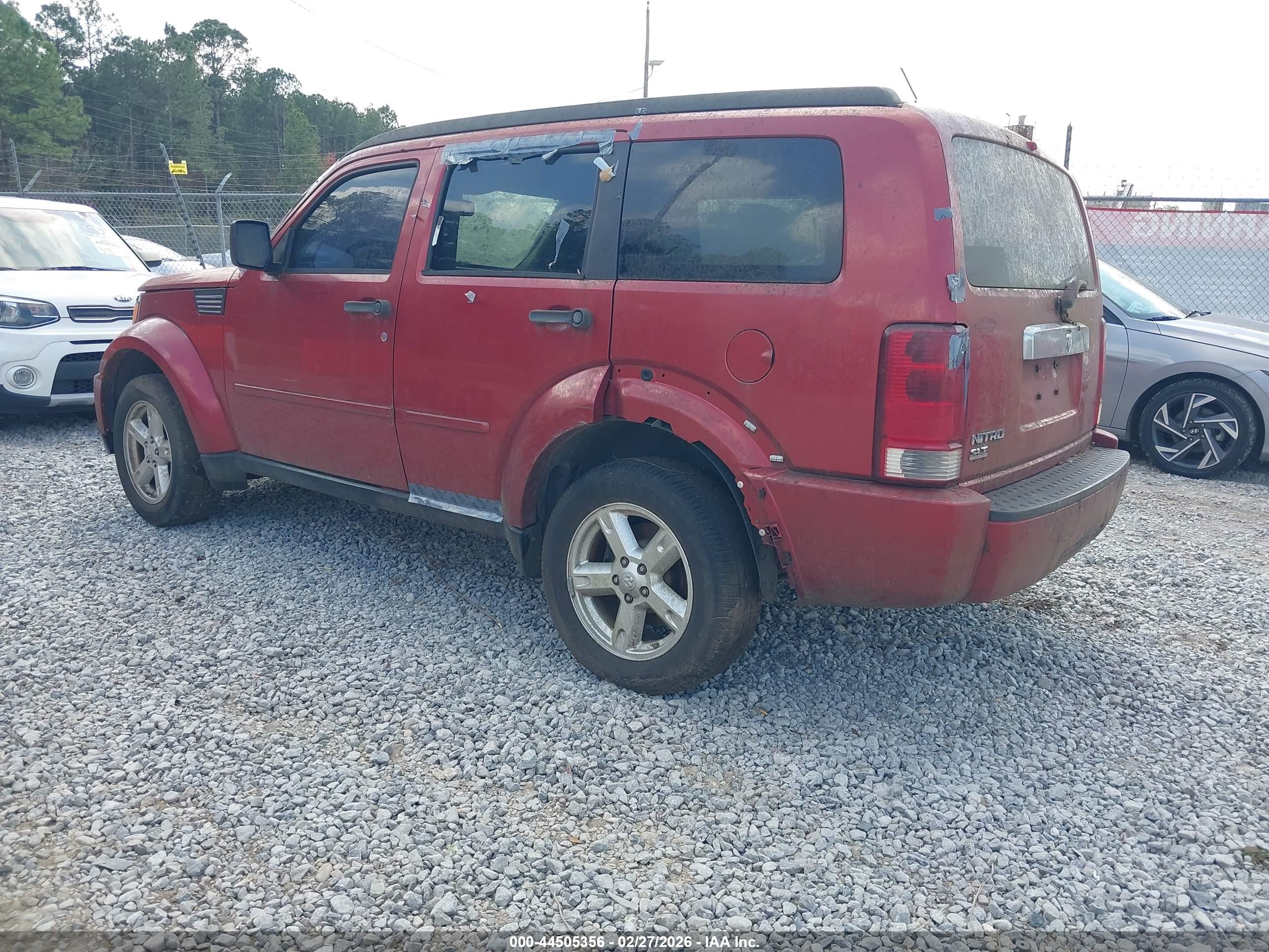 DODGE NITRO image 3