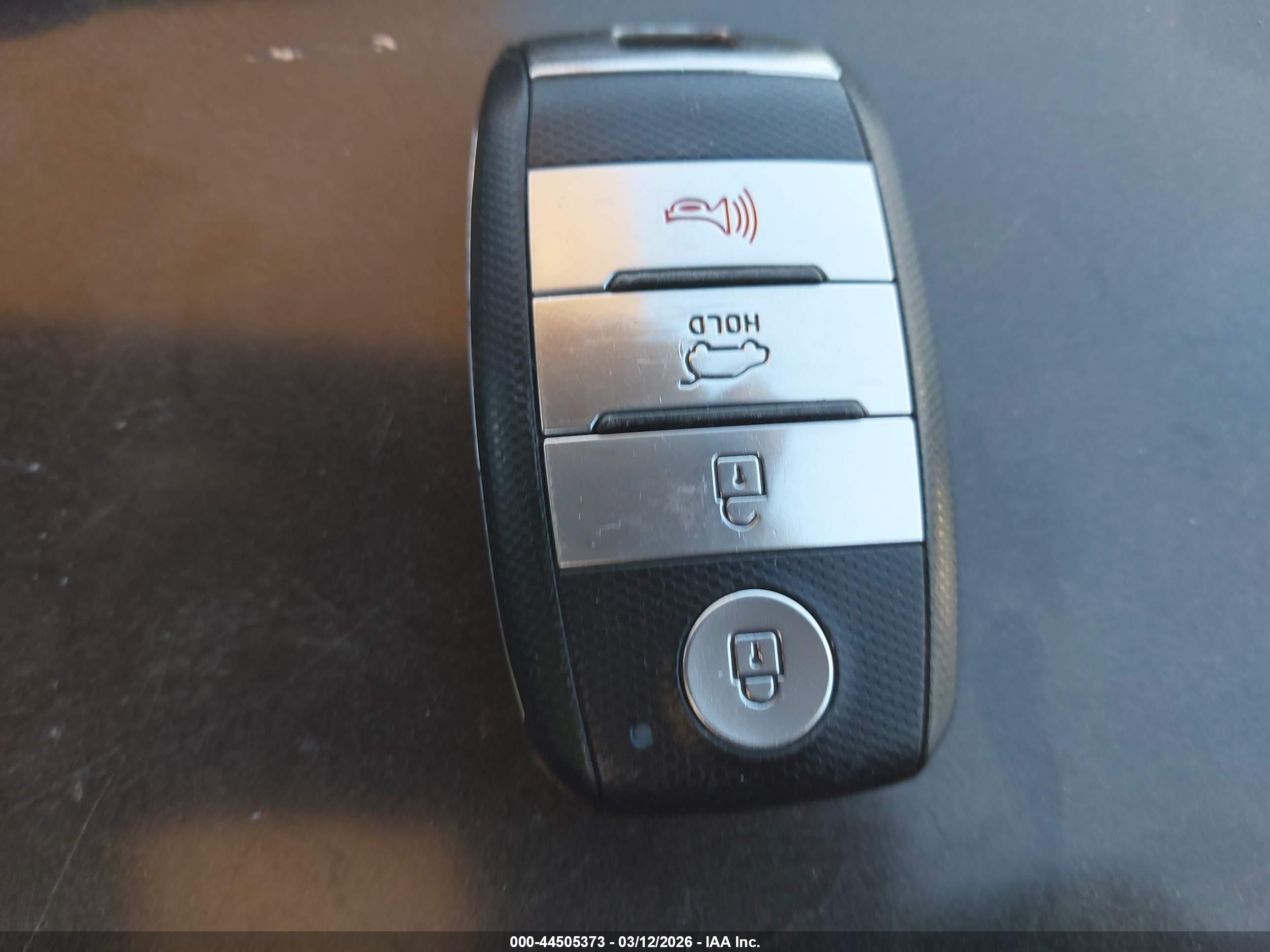 KIA SPORTAGE image 11