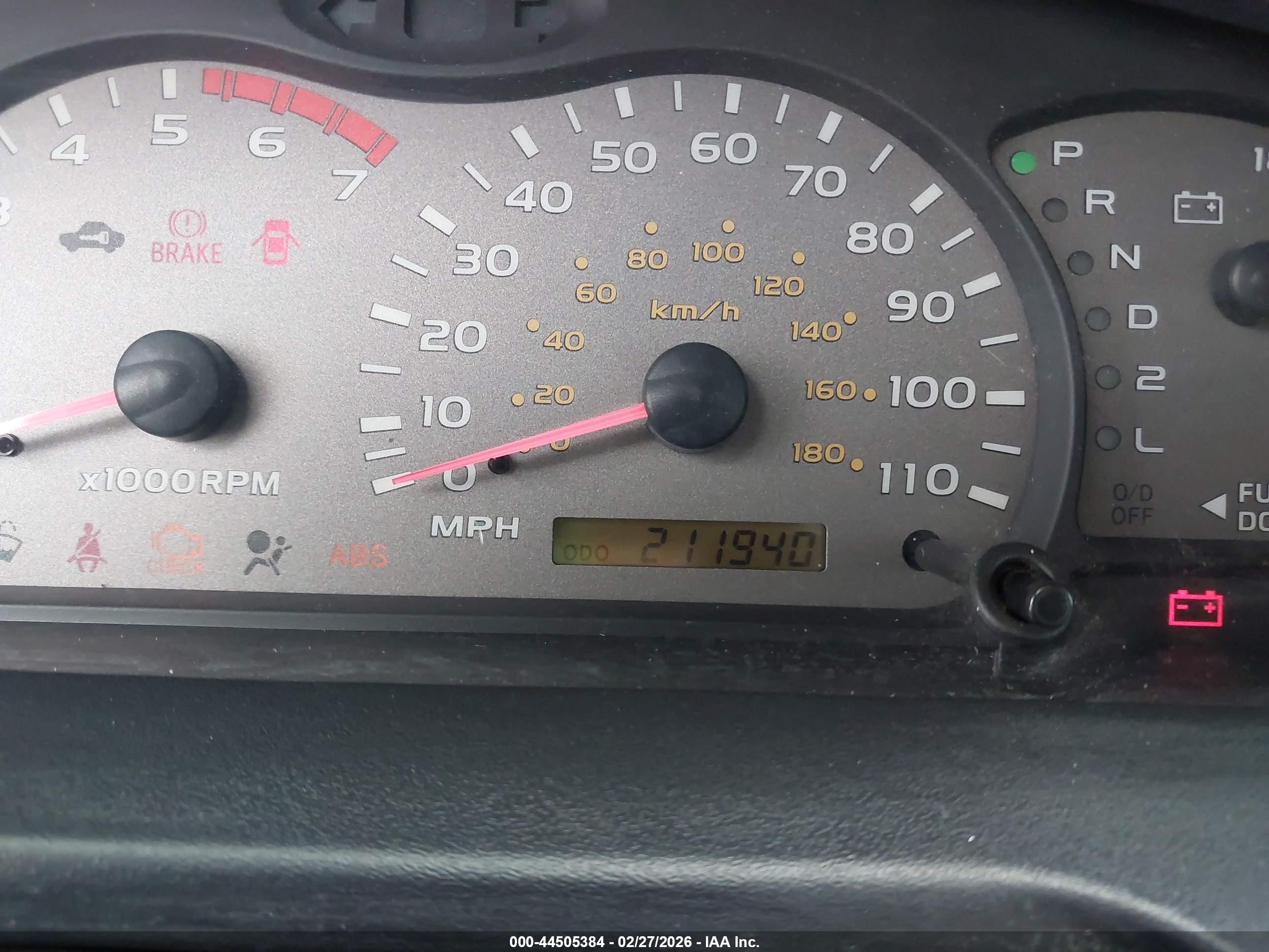 TOYOTA SEQUOIA image 7