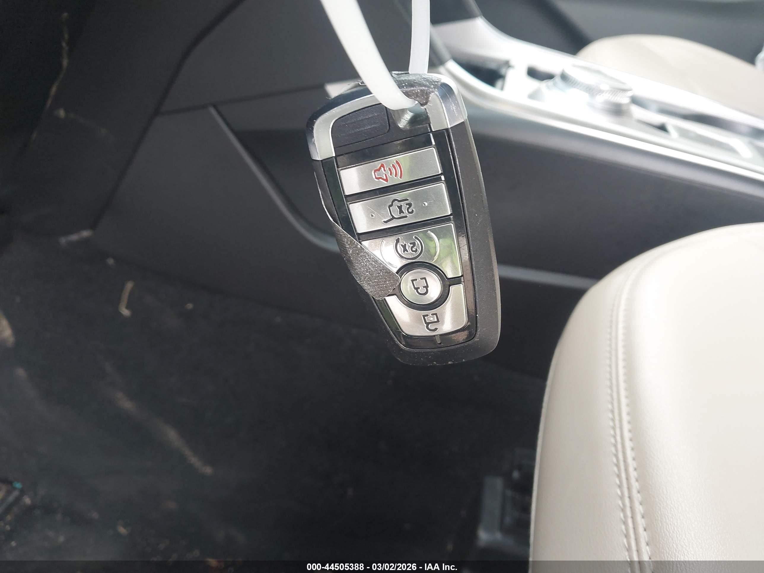 FORD EXPLORER image 11