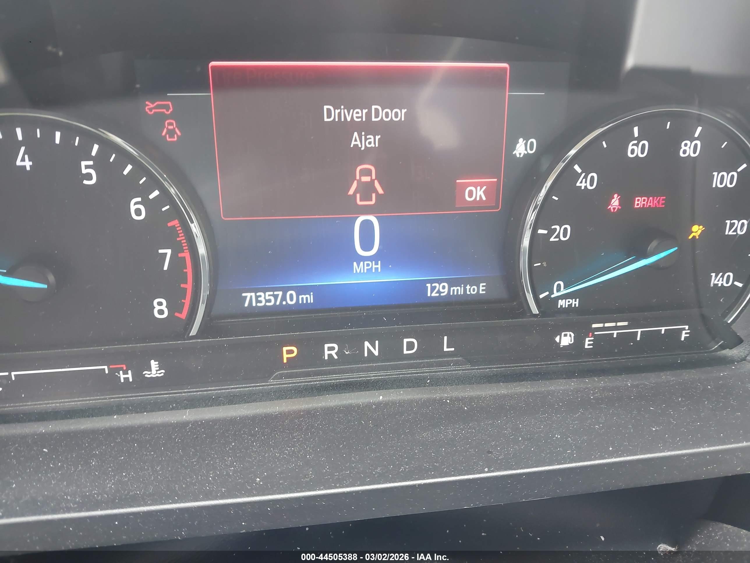 FORD EXPLORER image 7