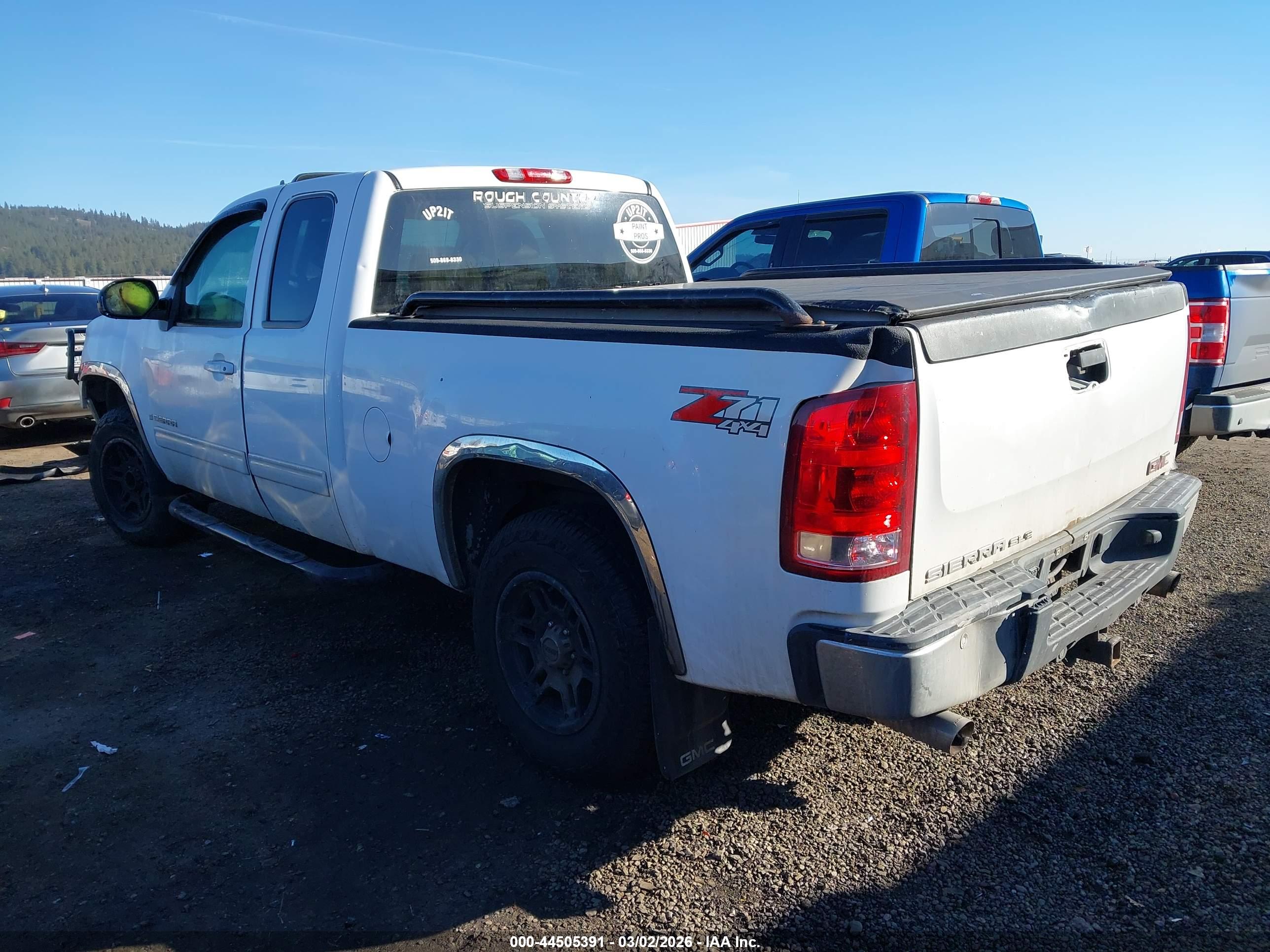 GMC SIERRA image 3