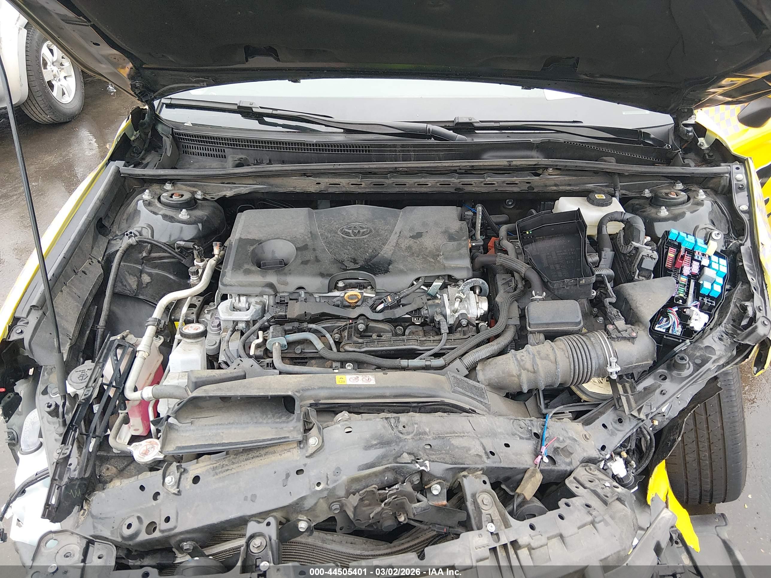 TOYOTA CAMRY image 10