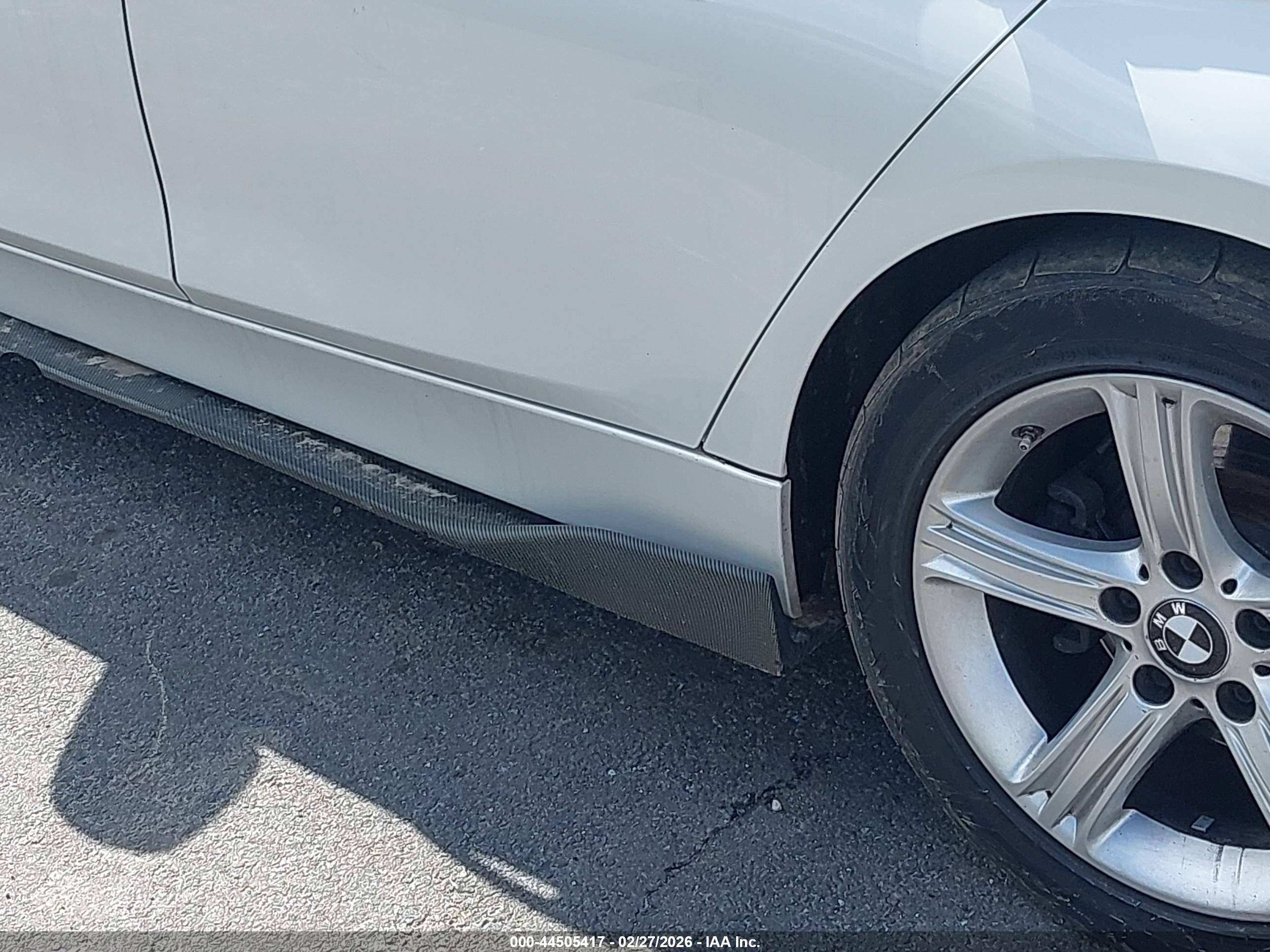 BMW 328I image 6