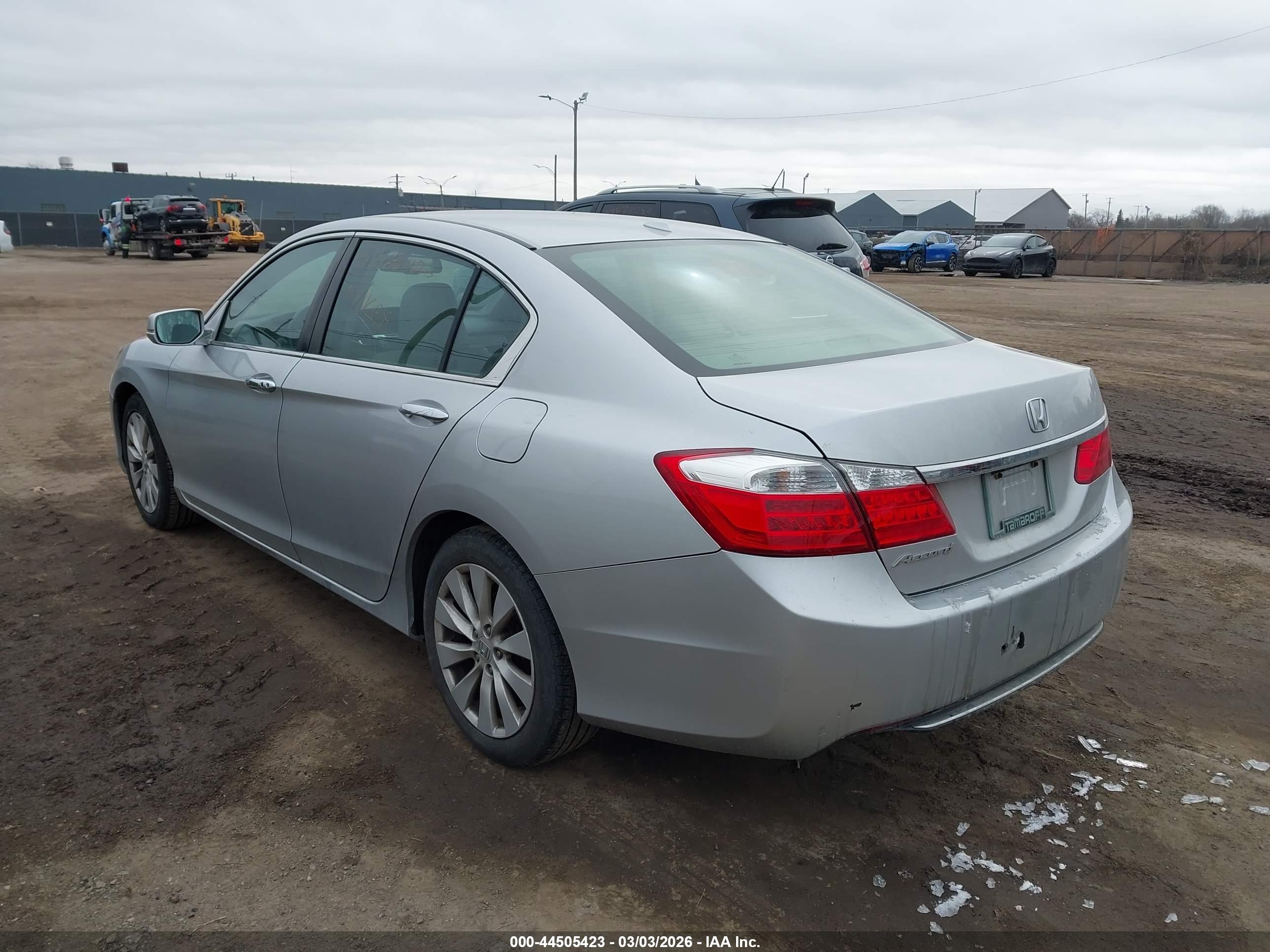HONDA ACCORD image 3