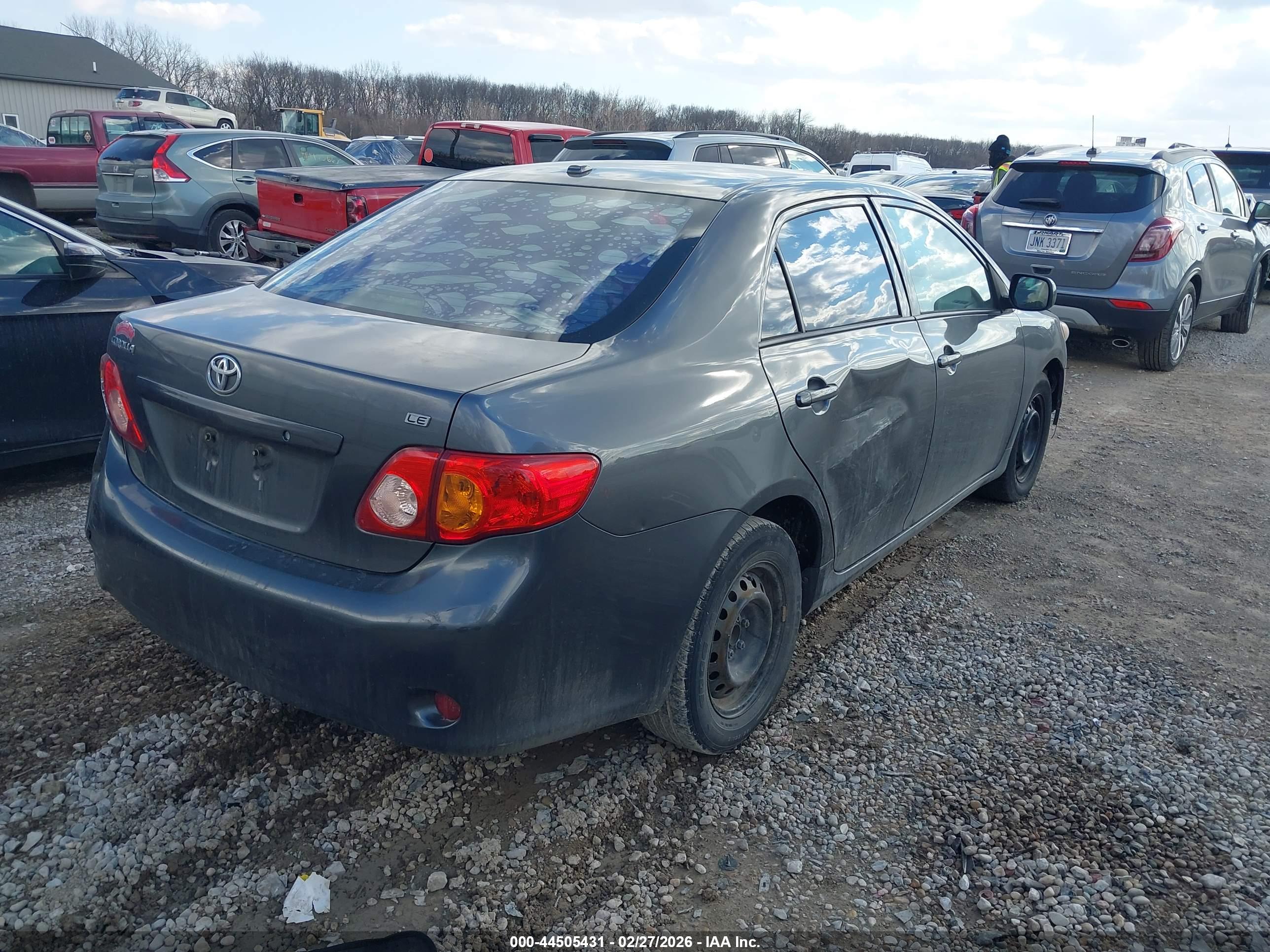 TOYOTA COROLLA image 4