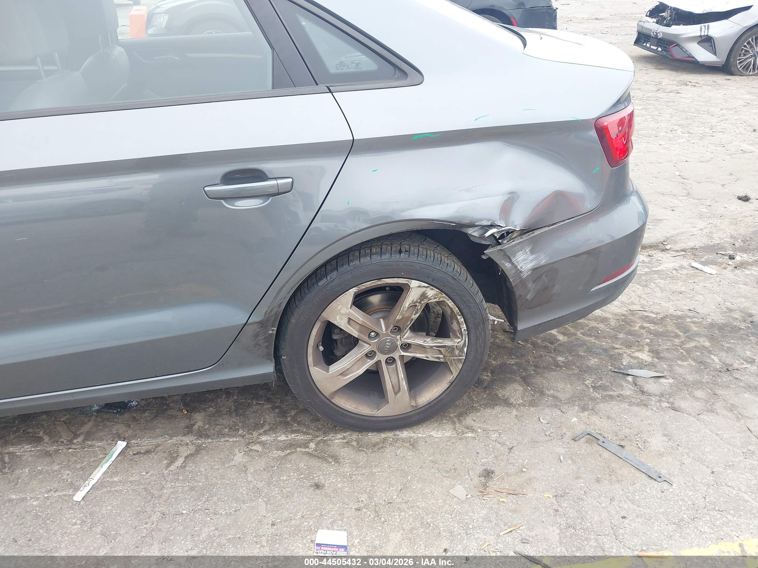 AUDI A3 image 6