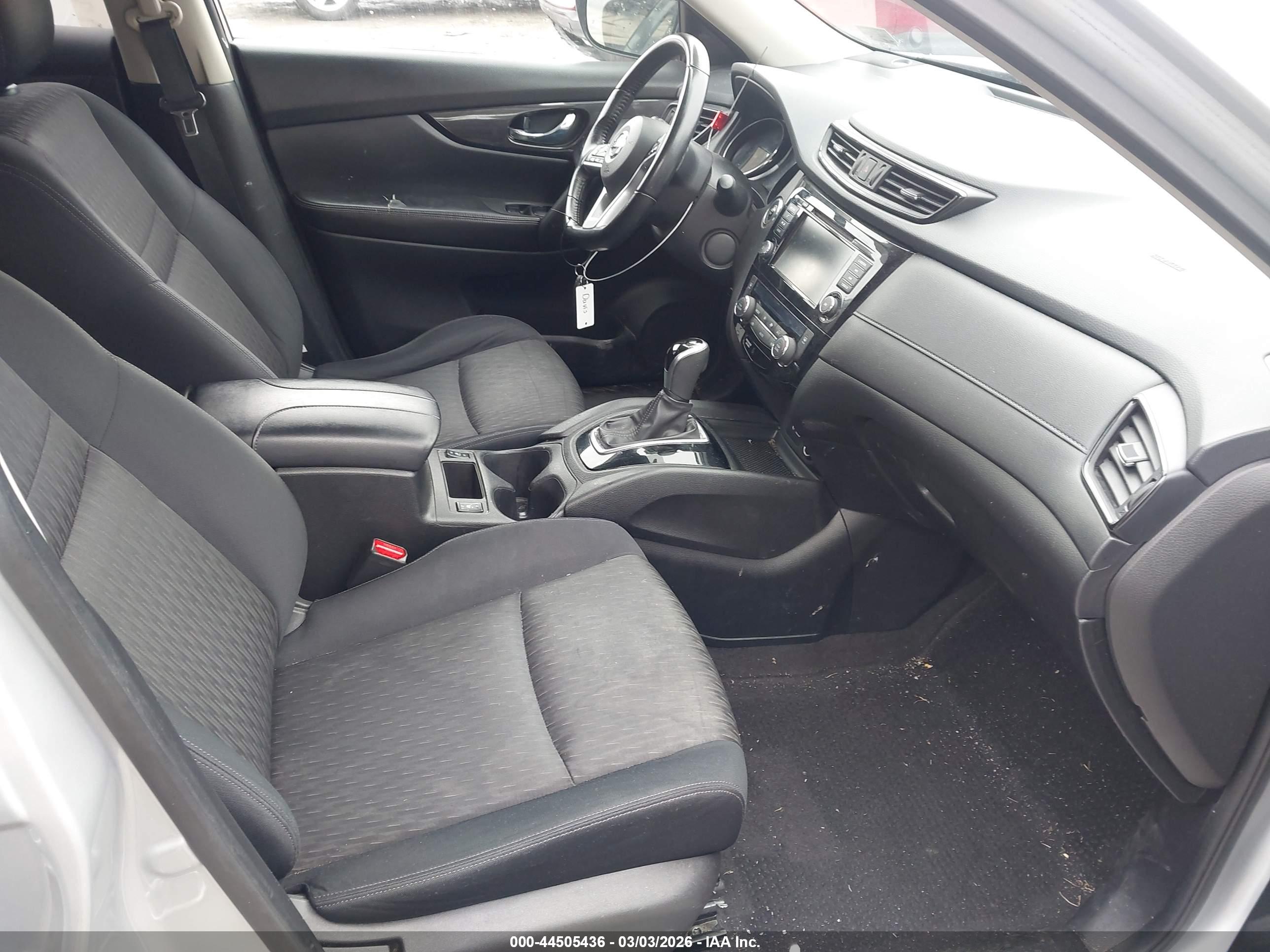 NISSAN ROGUE image 5