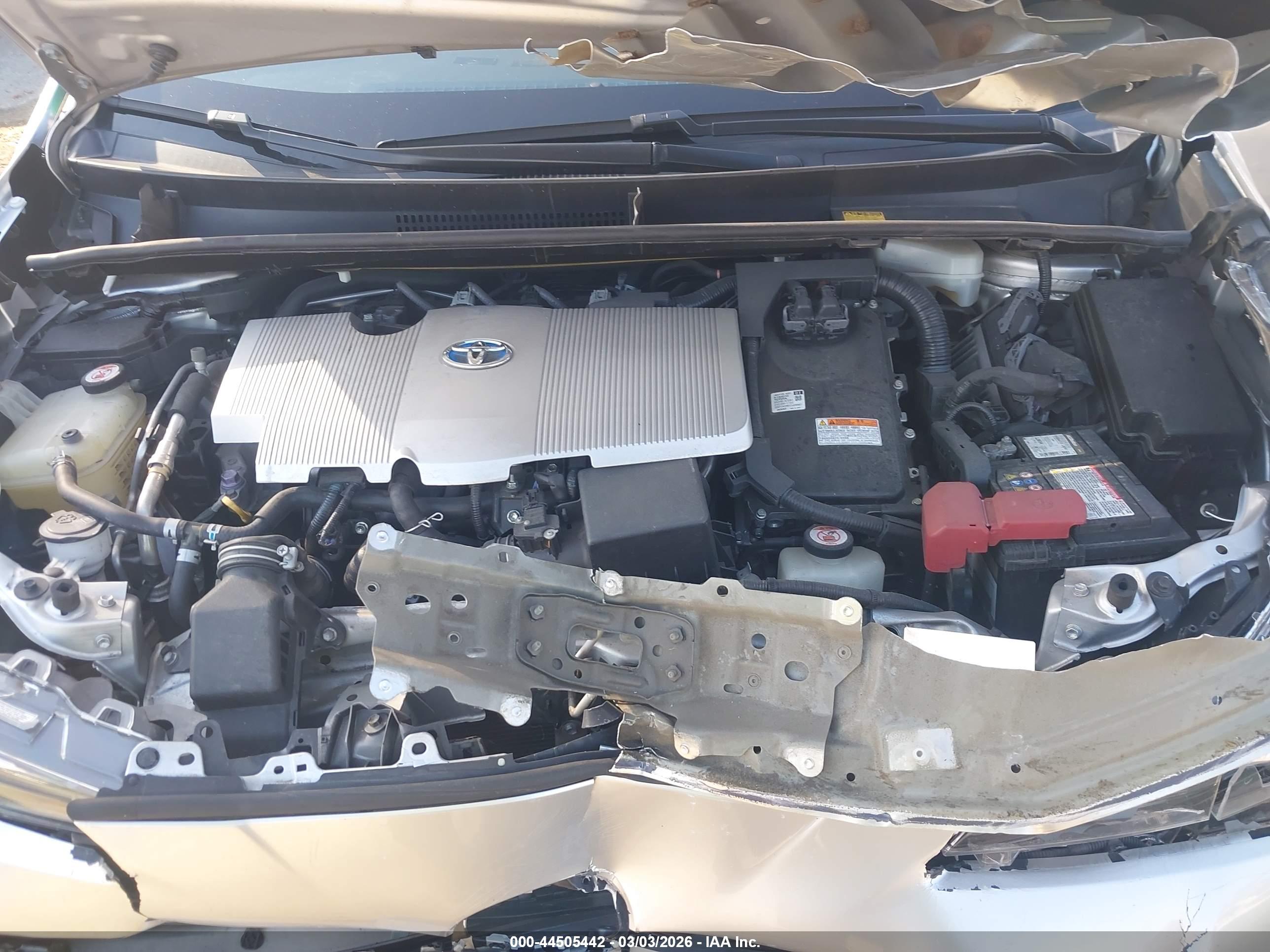 TOYOTA PRIUS image 10