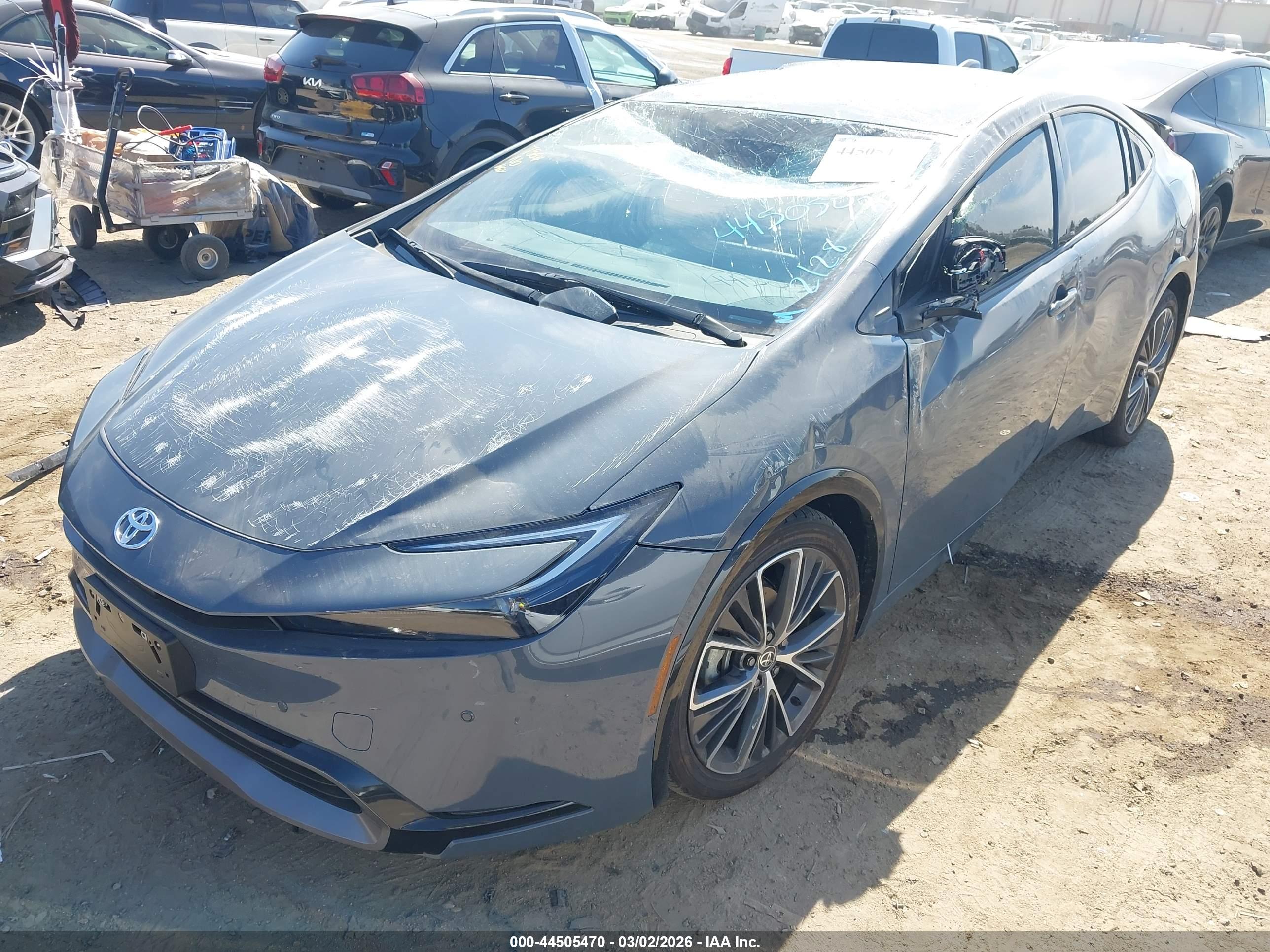 TOYOTA PRIUS image 2