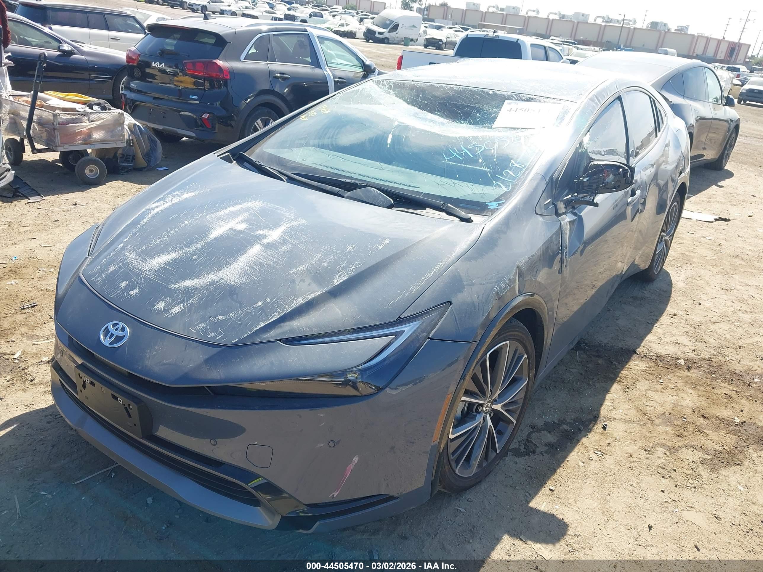 TOYOTA PRIUS image 6