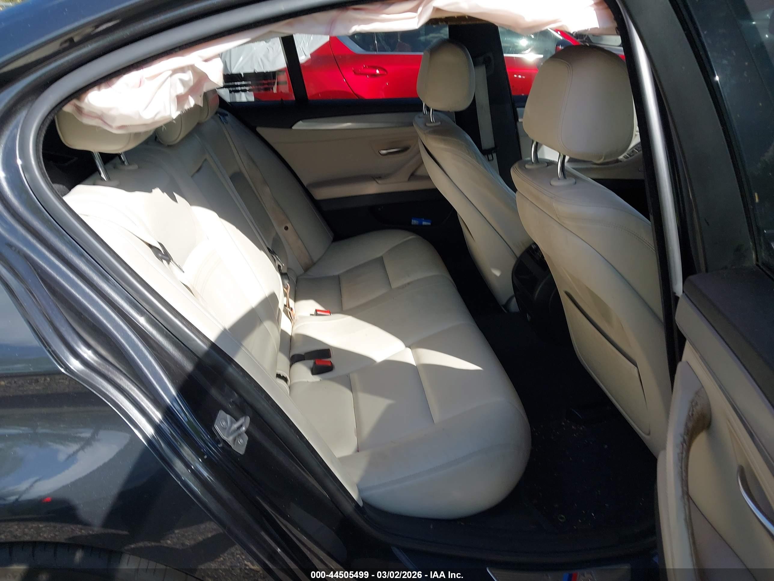 BMW 535I image 8