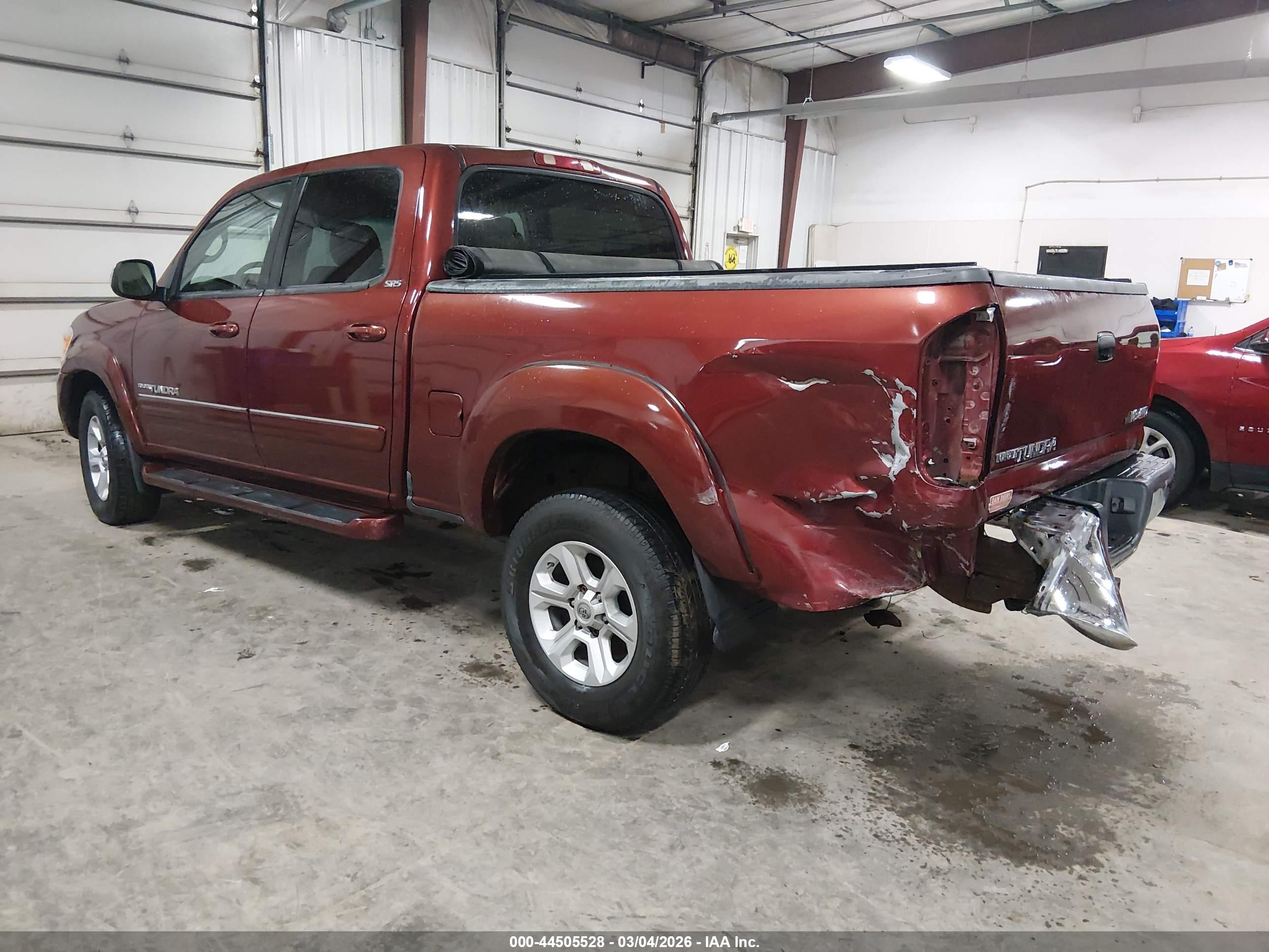 TOYOTA TUNDRA image 3