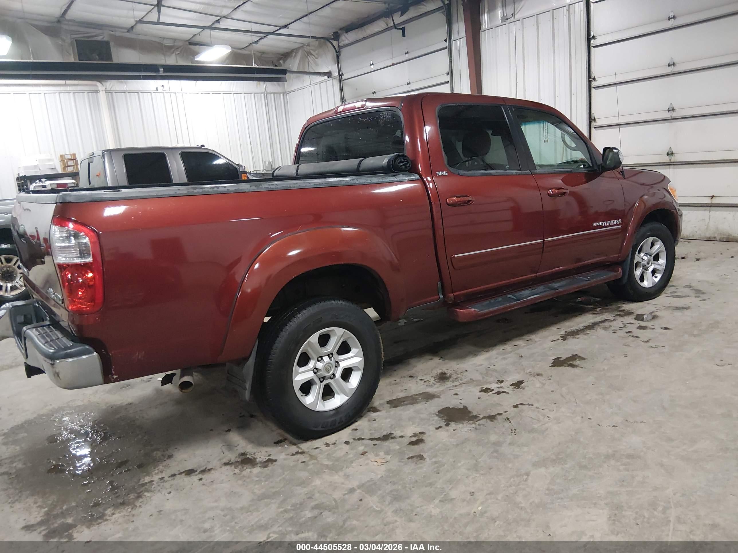 TOYOTA TUNDRA image 4