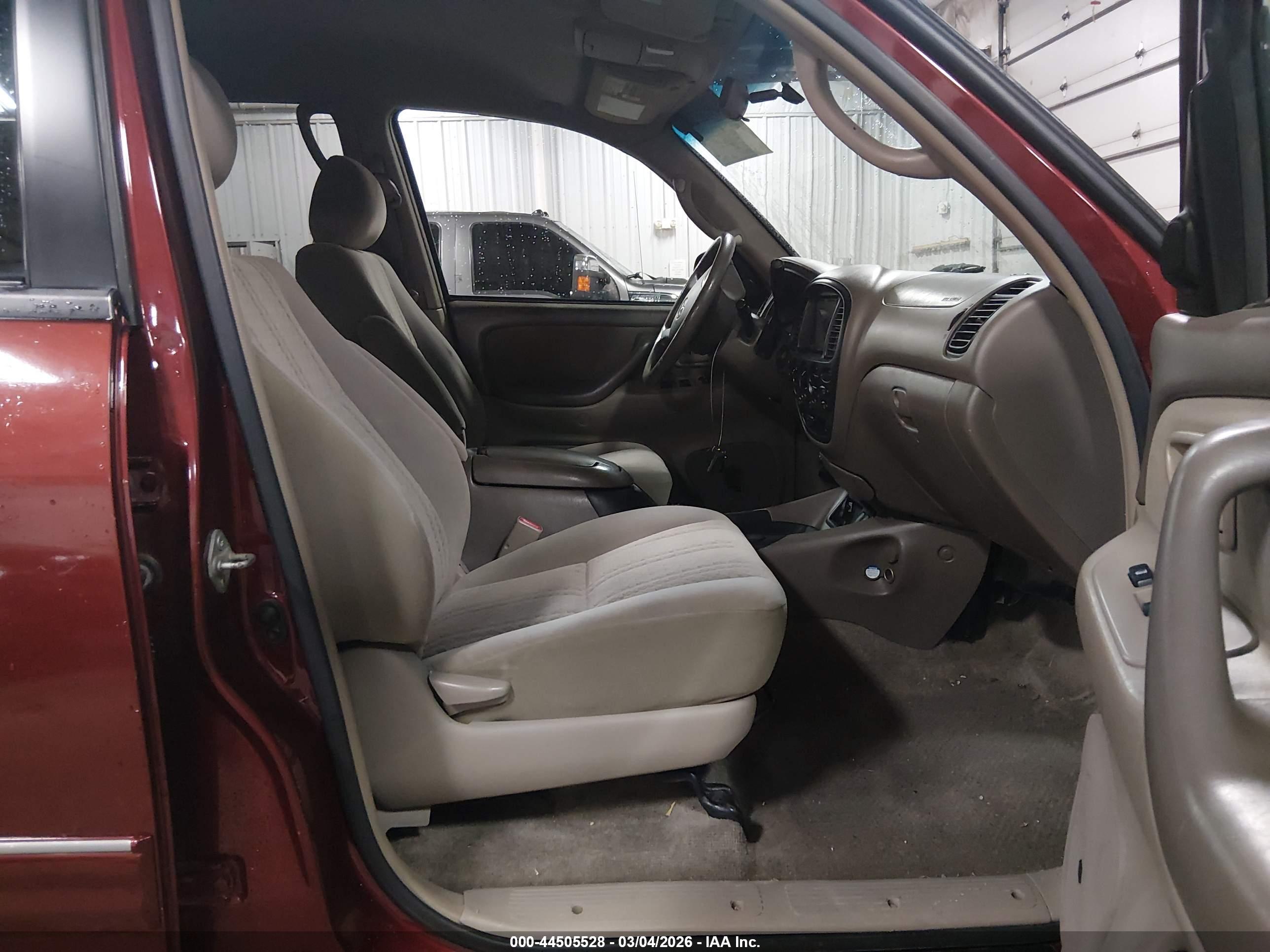 TOYOTA TUNDRA image 5