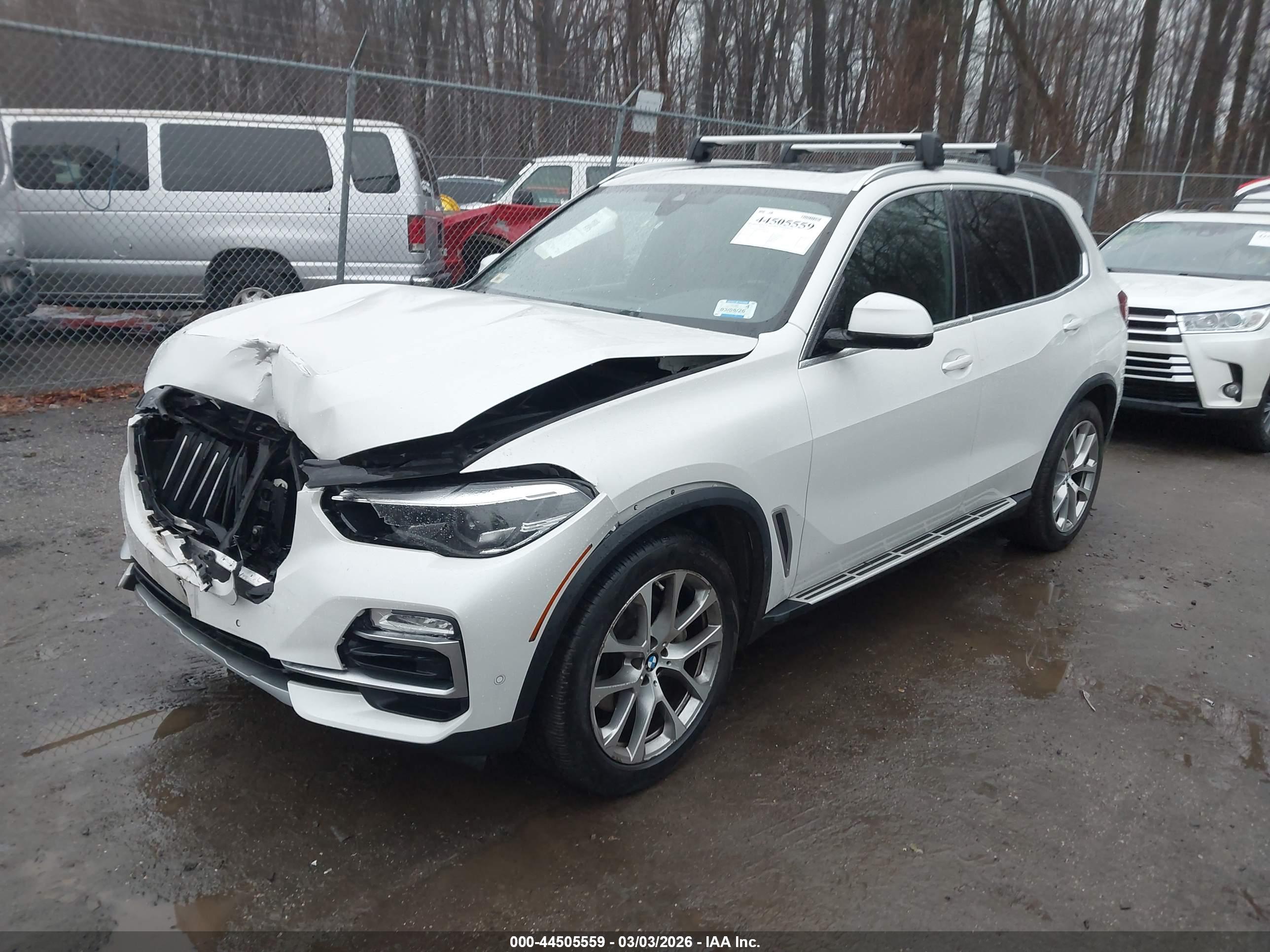 BMW X5 image 2