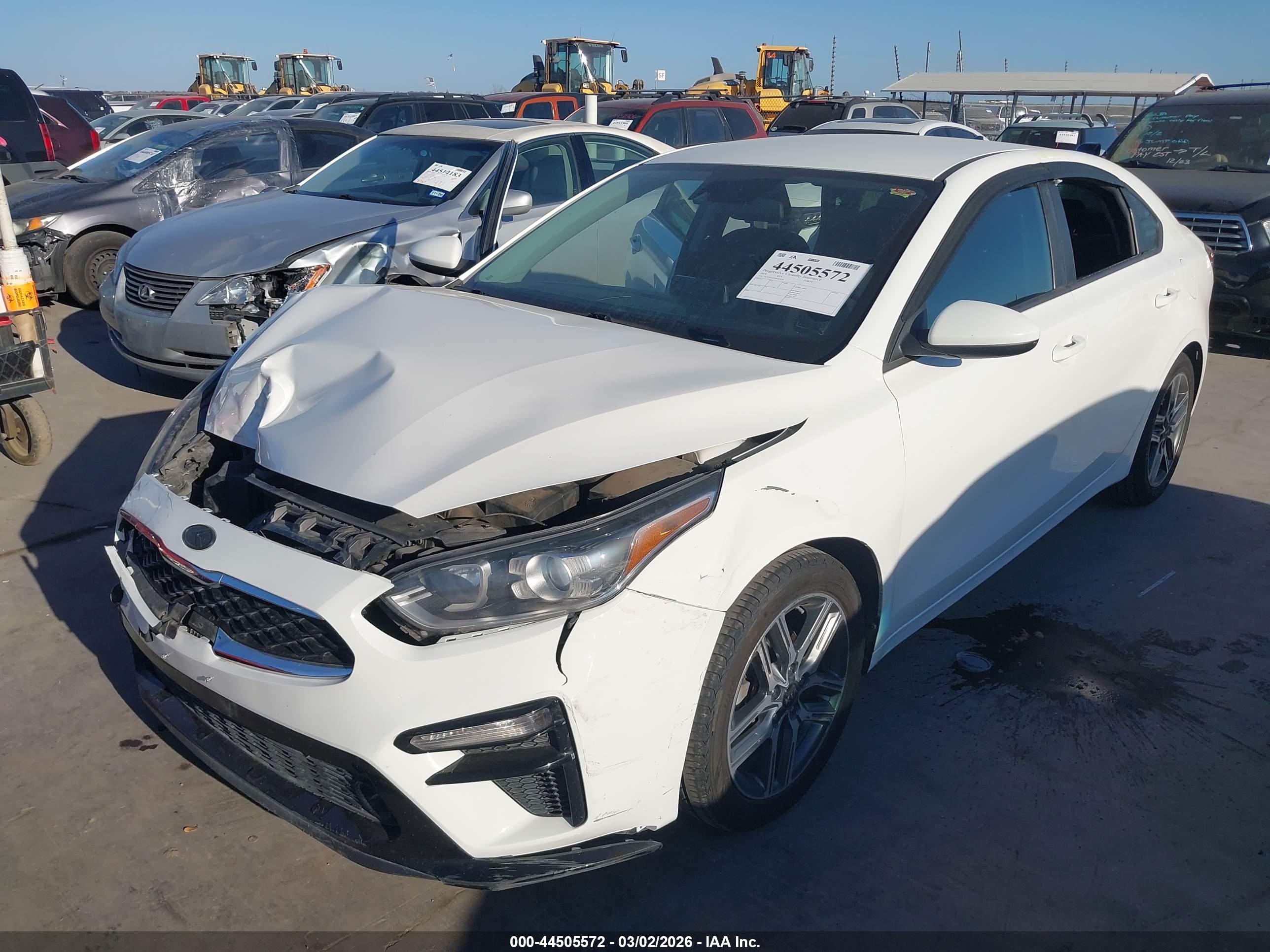 KIA FORTE image 2