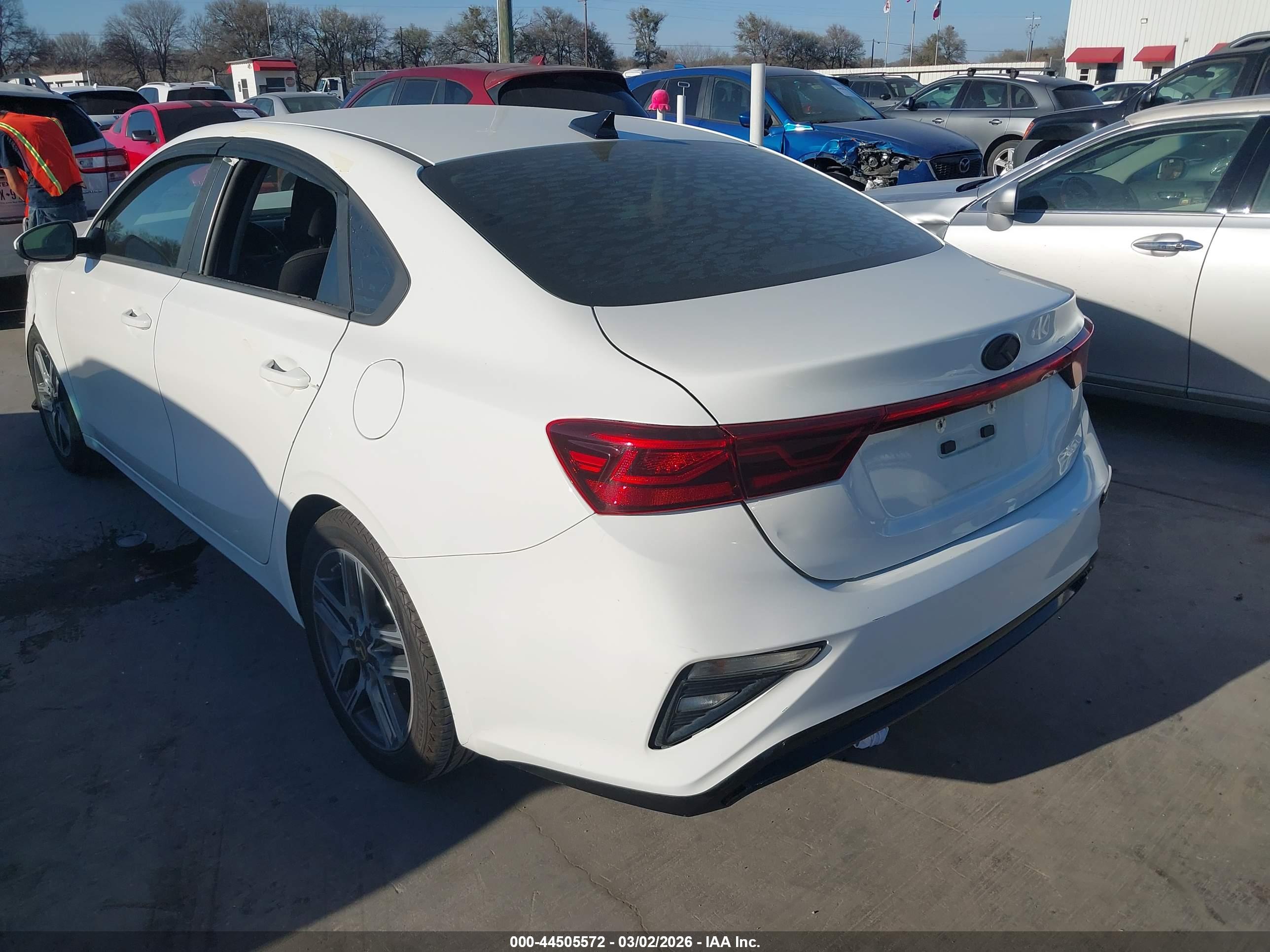 KIA FORTE image 3
