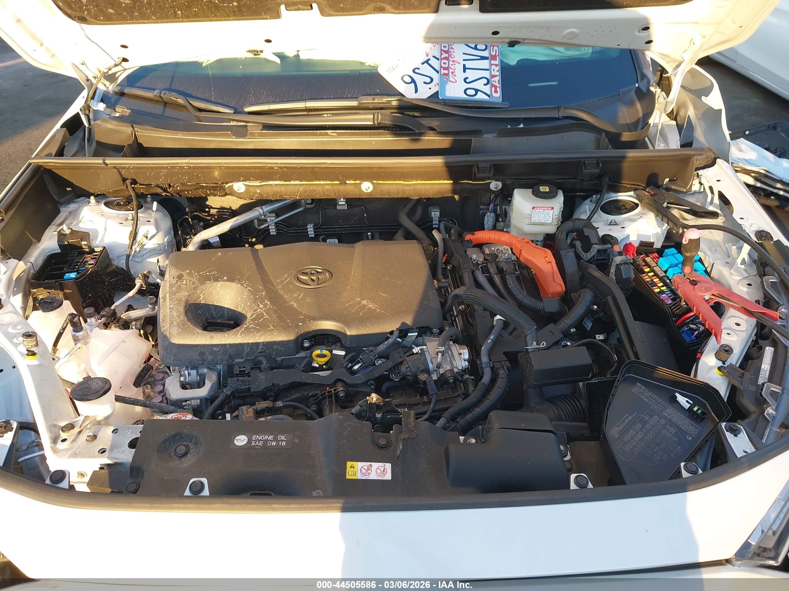 TOYOTA RAV4 image 10