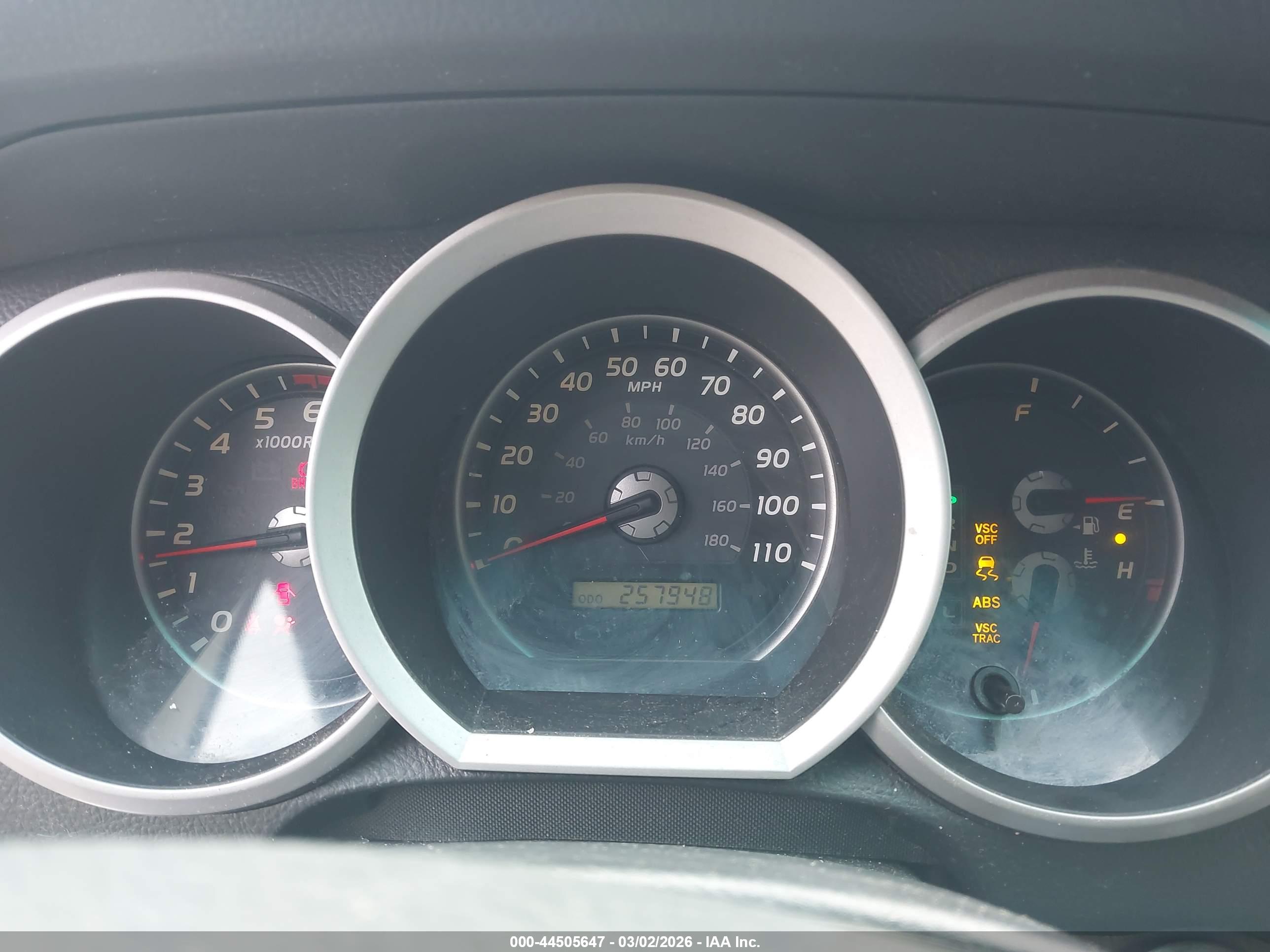 TOYOTA 4RUNNER image 7