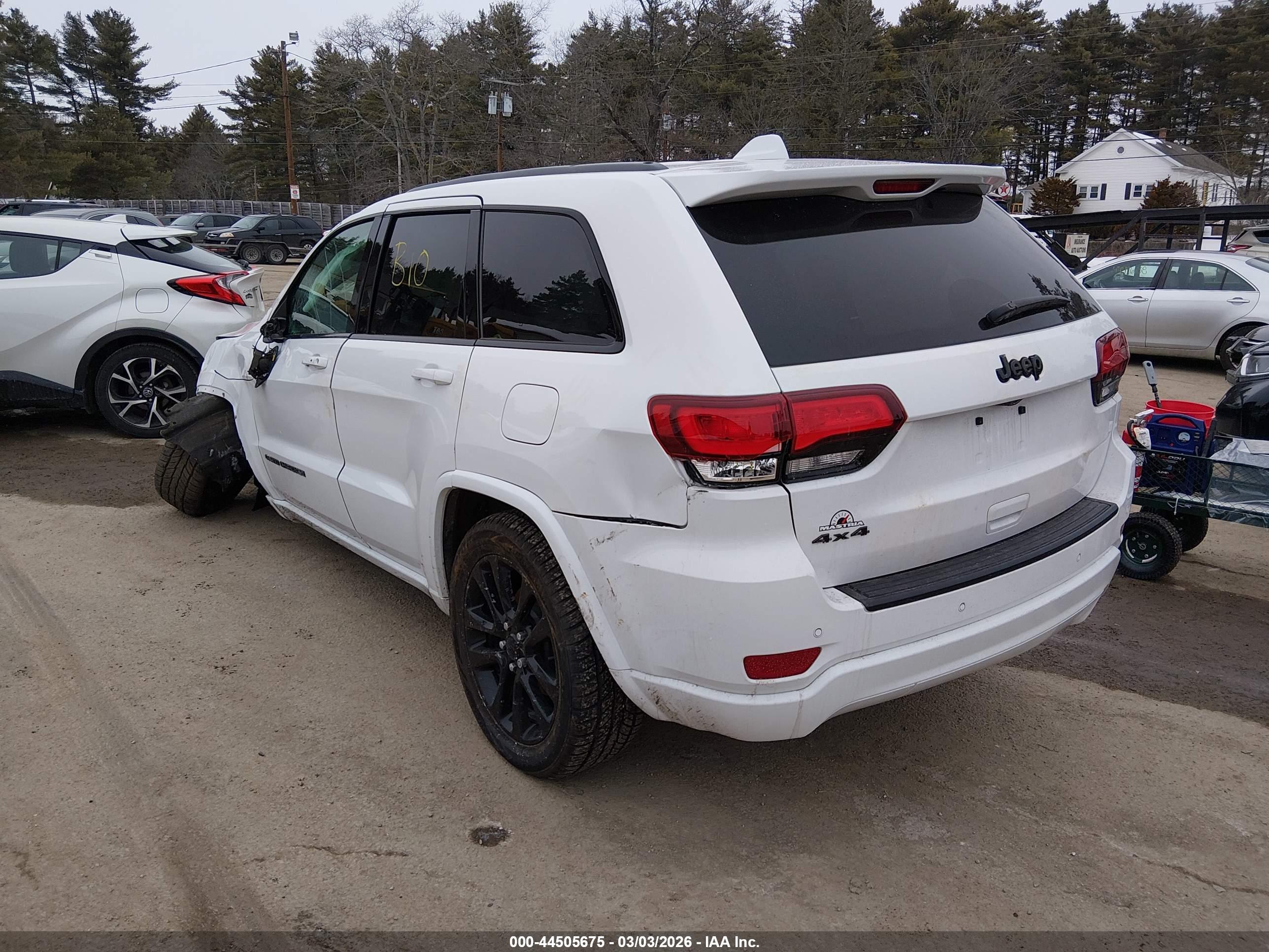 JEEP GRAND image 3