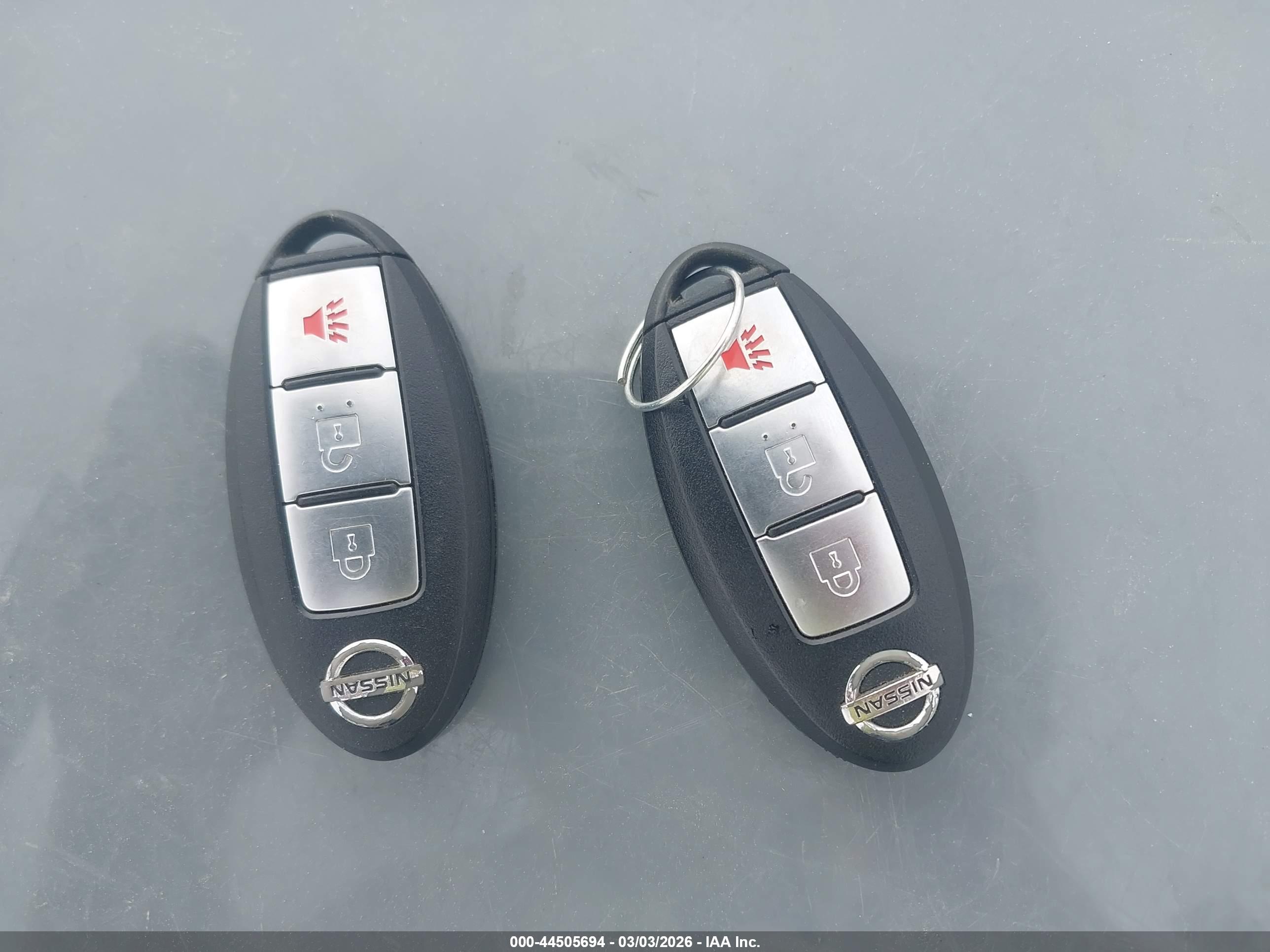 NISSAN ROGUE image 11