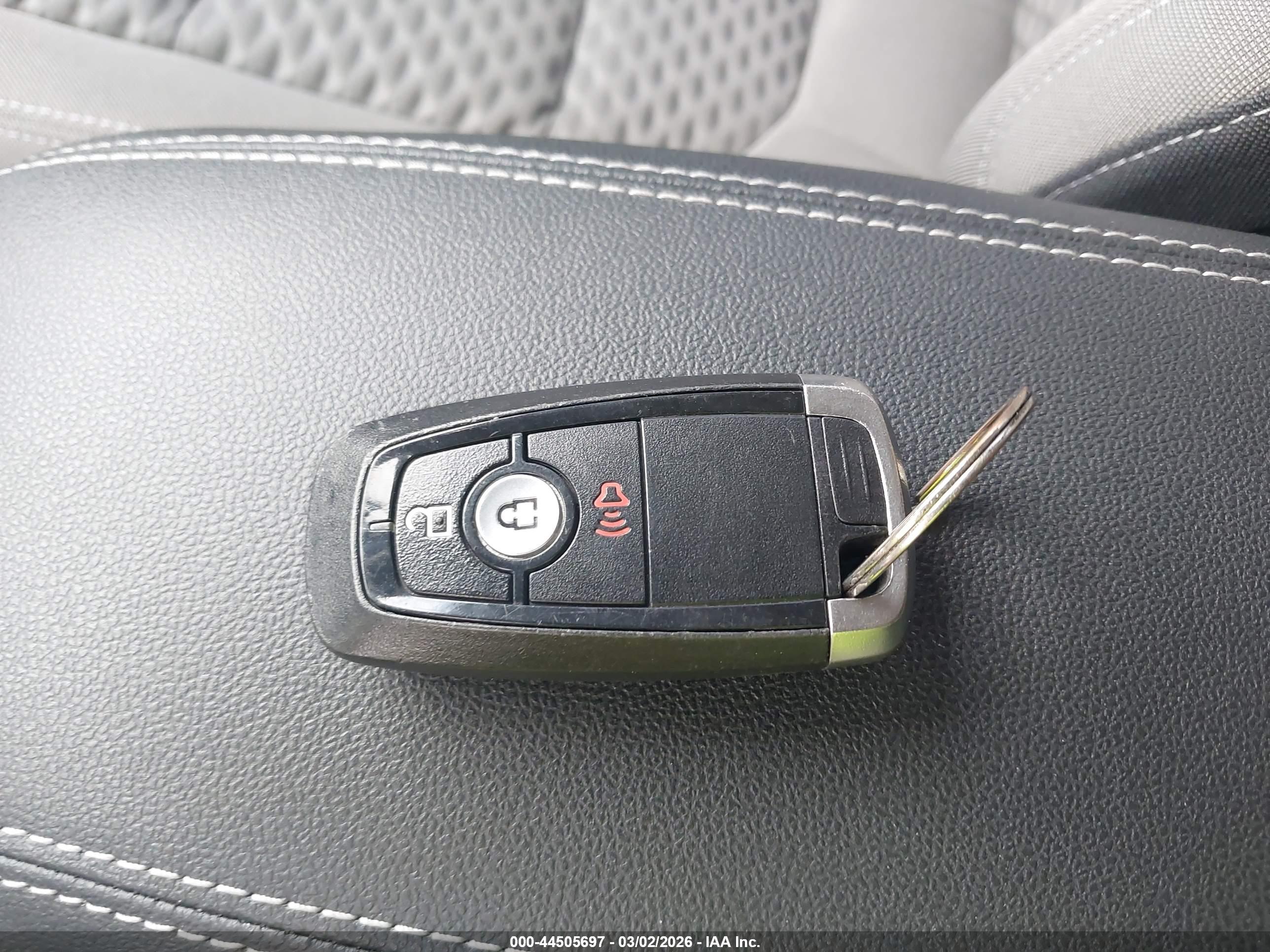 FORD ESCAPE image 11