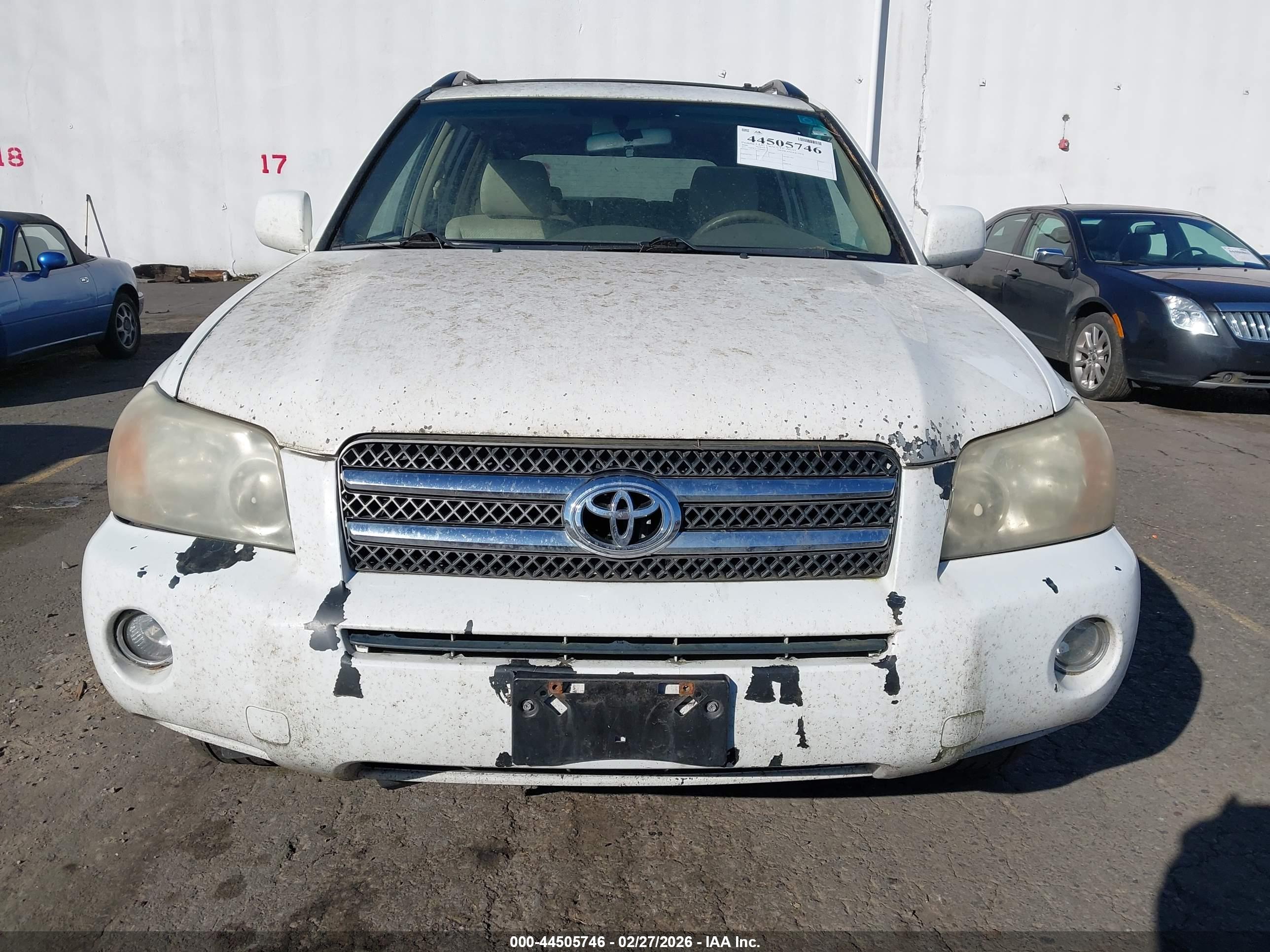TOYOTA HIGHLANDER image 6