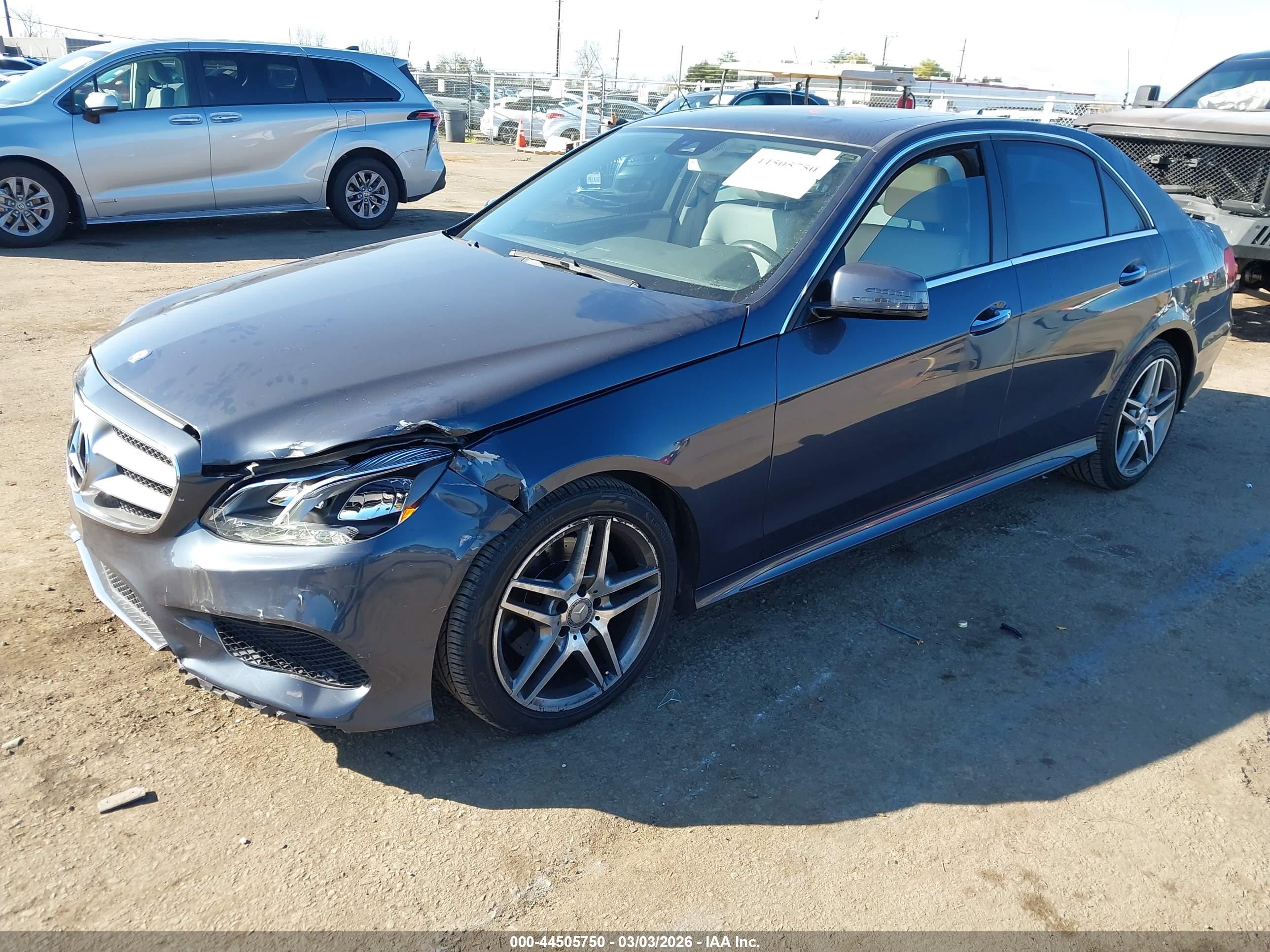 MERCEDES-BENZ E image 2