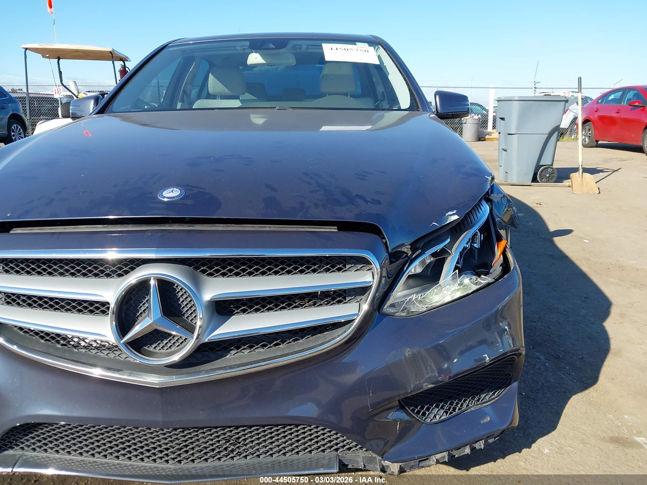 MERCEDES-BENZ E image 6