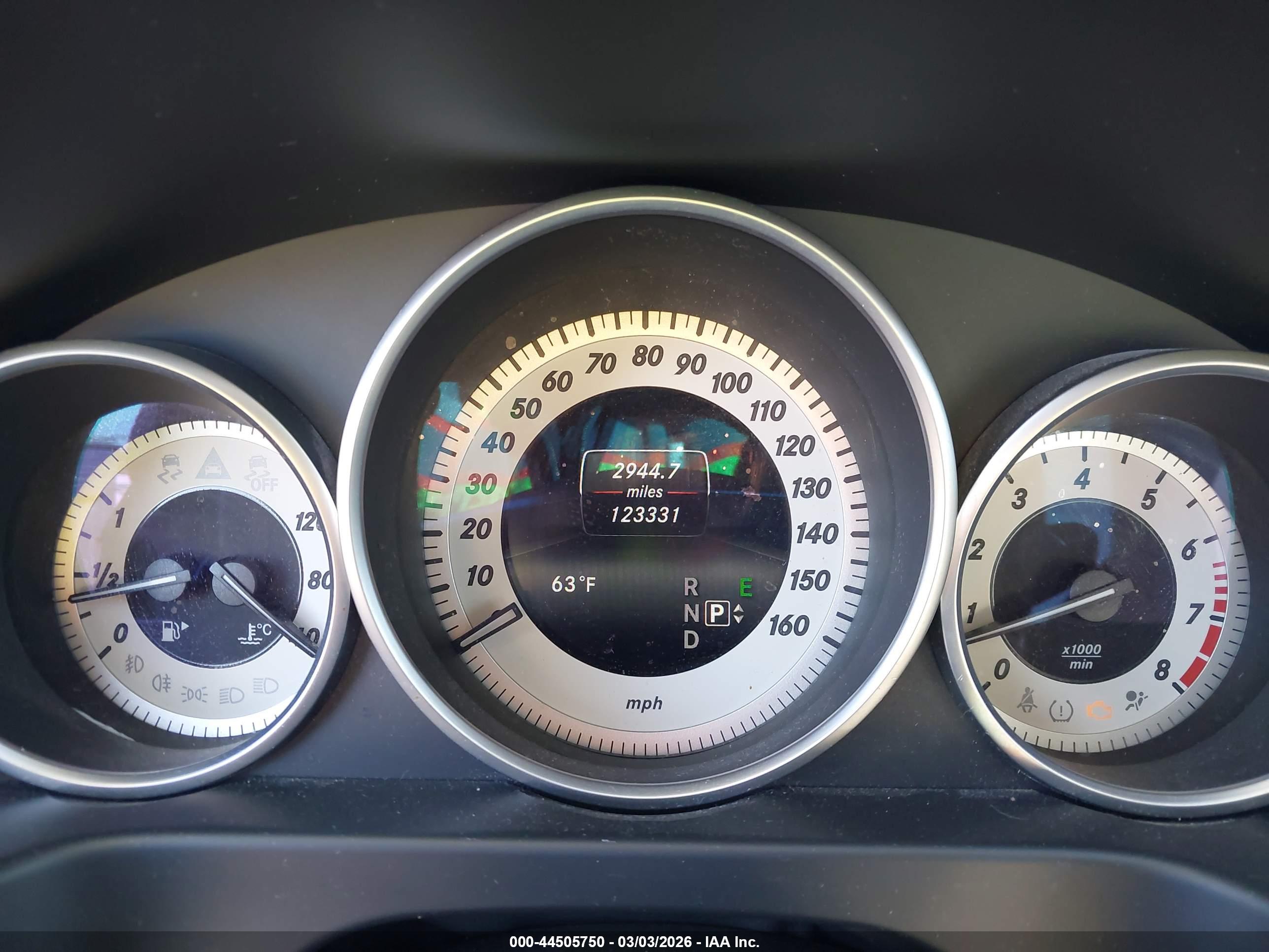MERCEDES-BENZ E image 7
