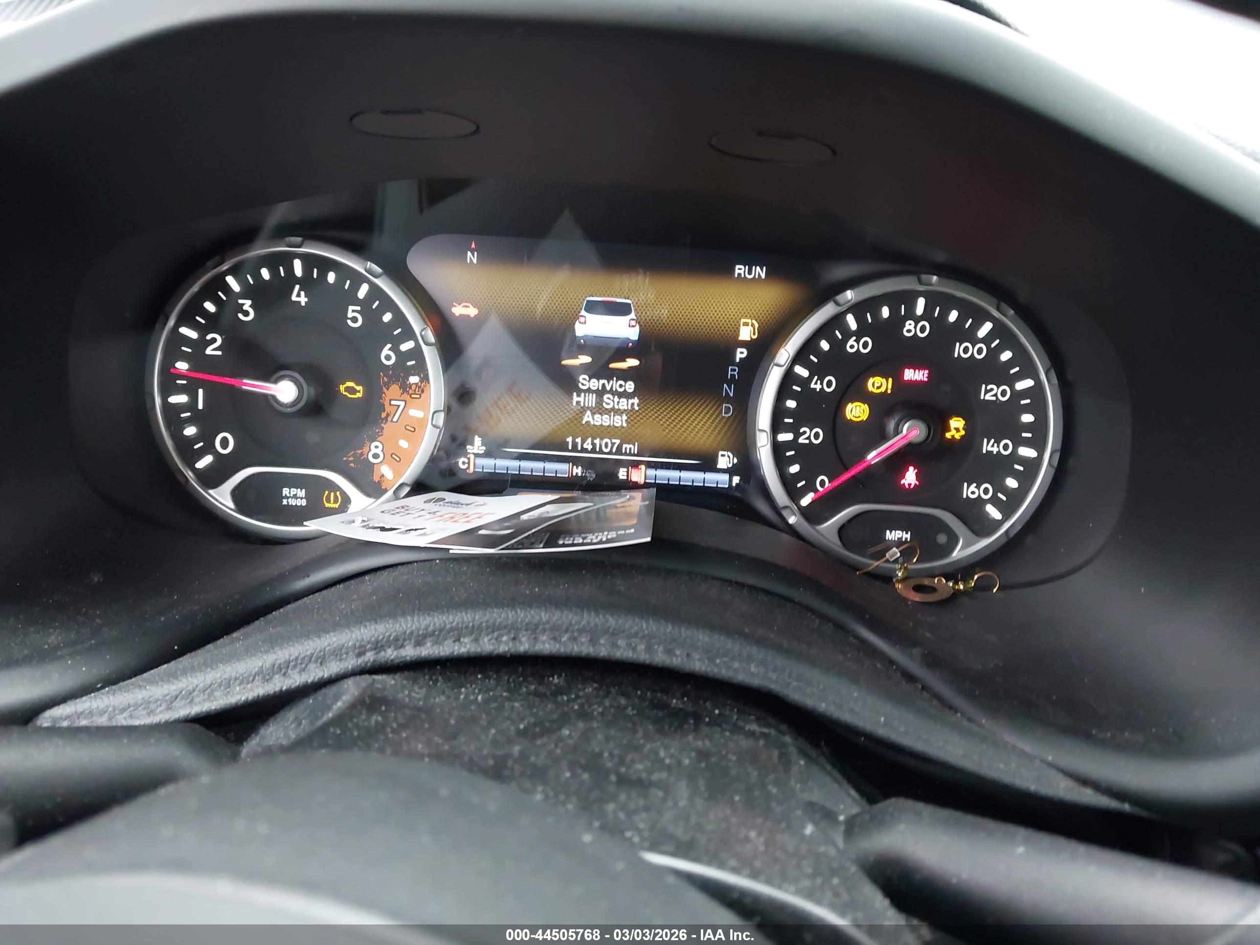 JEEP RENEGADE image 7