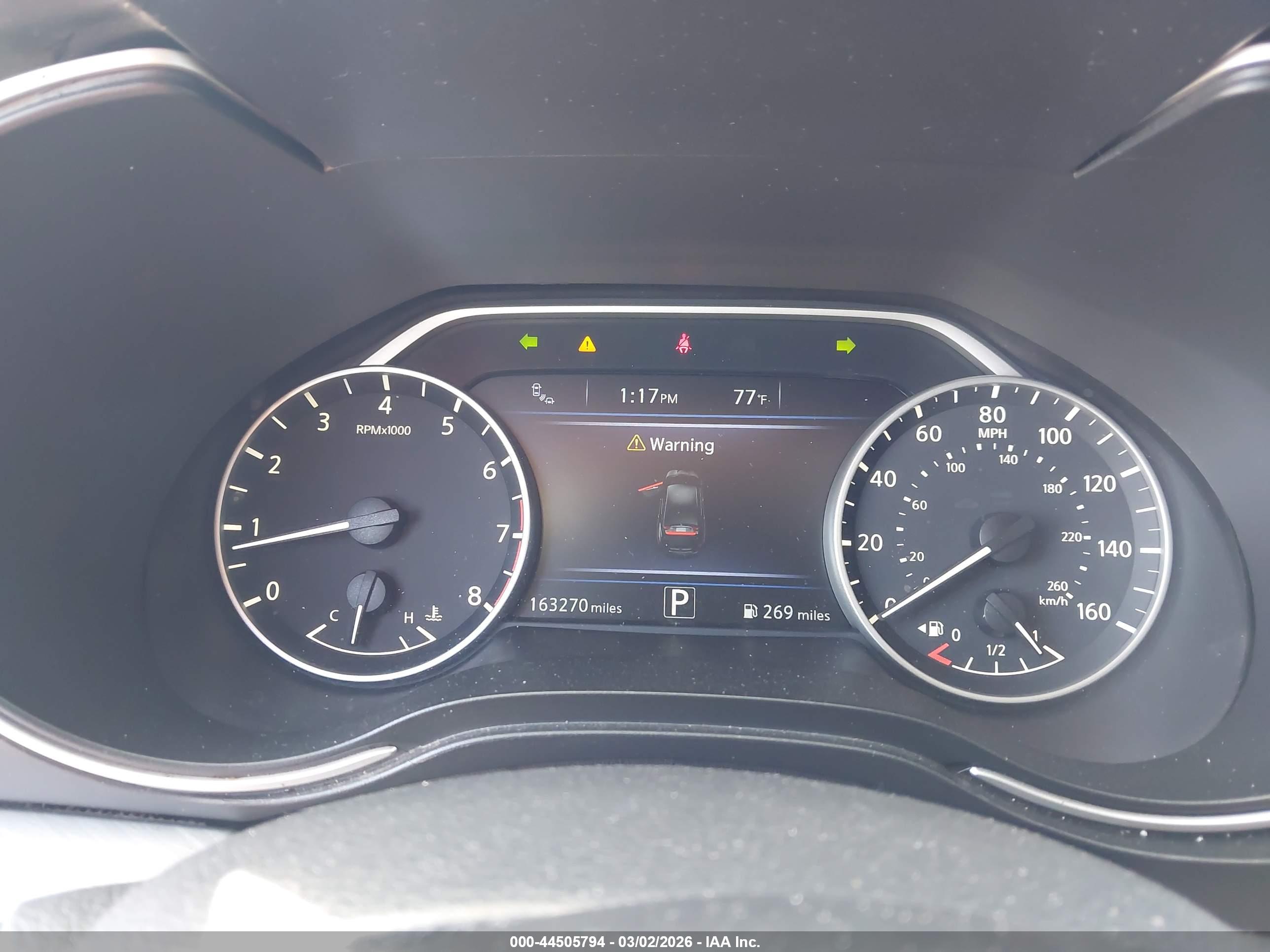 NISSAN MAXIMA image 7
