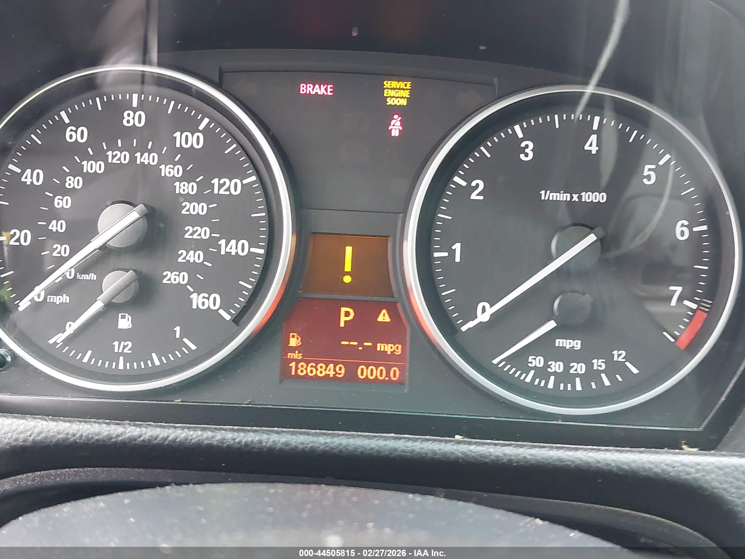 BMW 328I image 7
