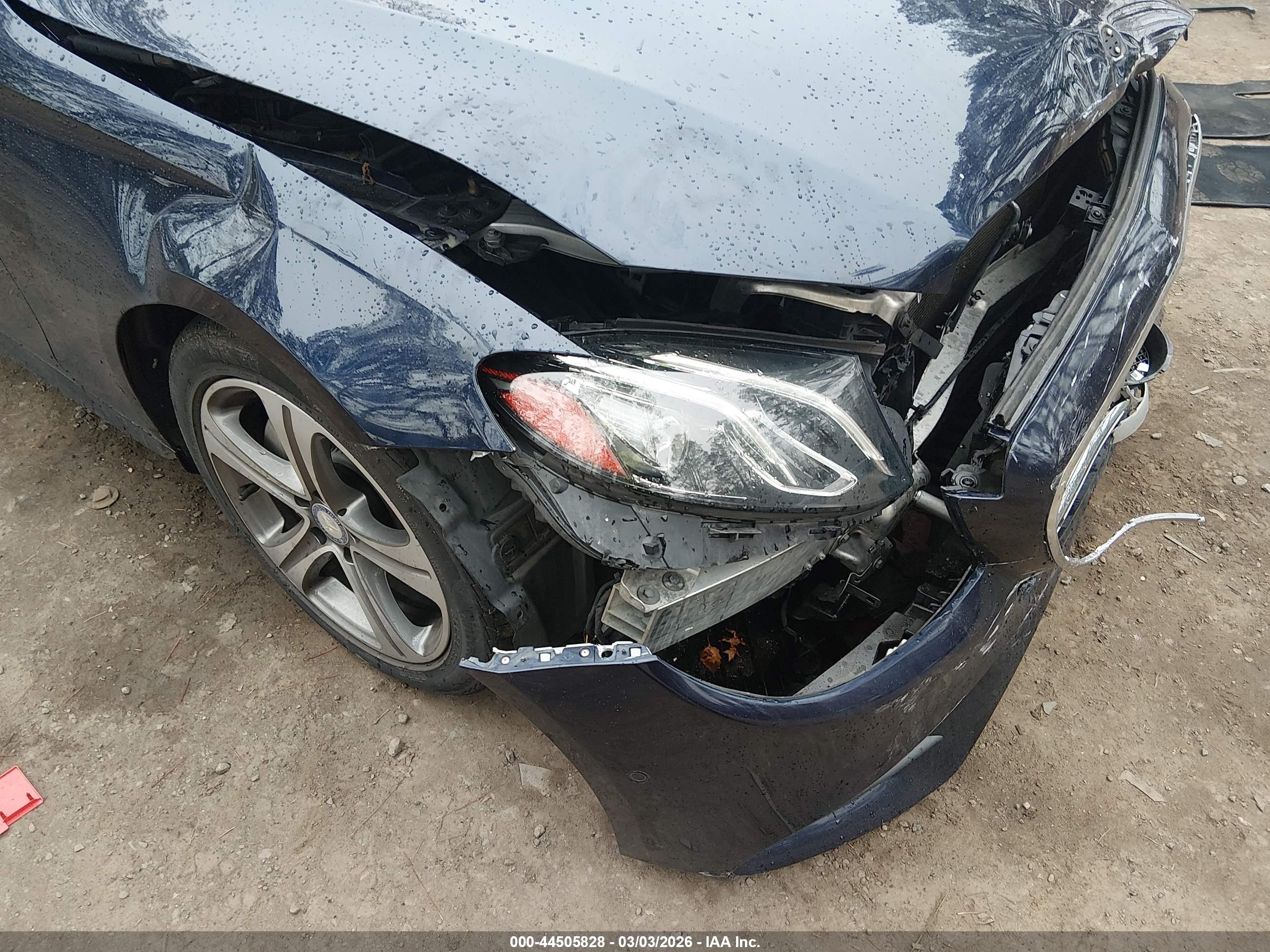 MERCEDES-BENZ E image 6