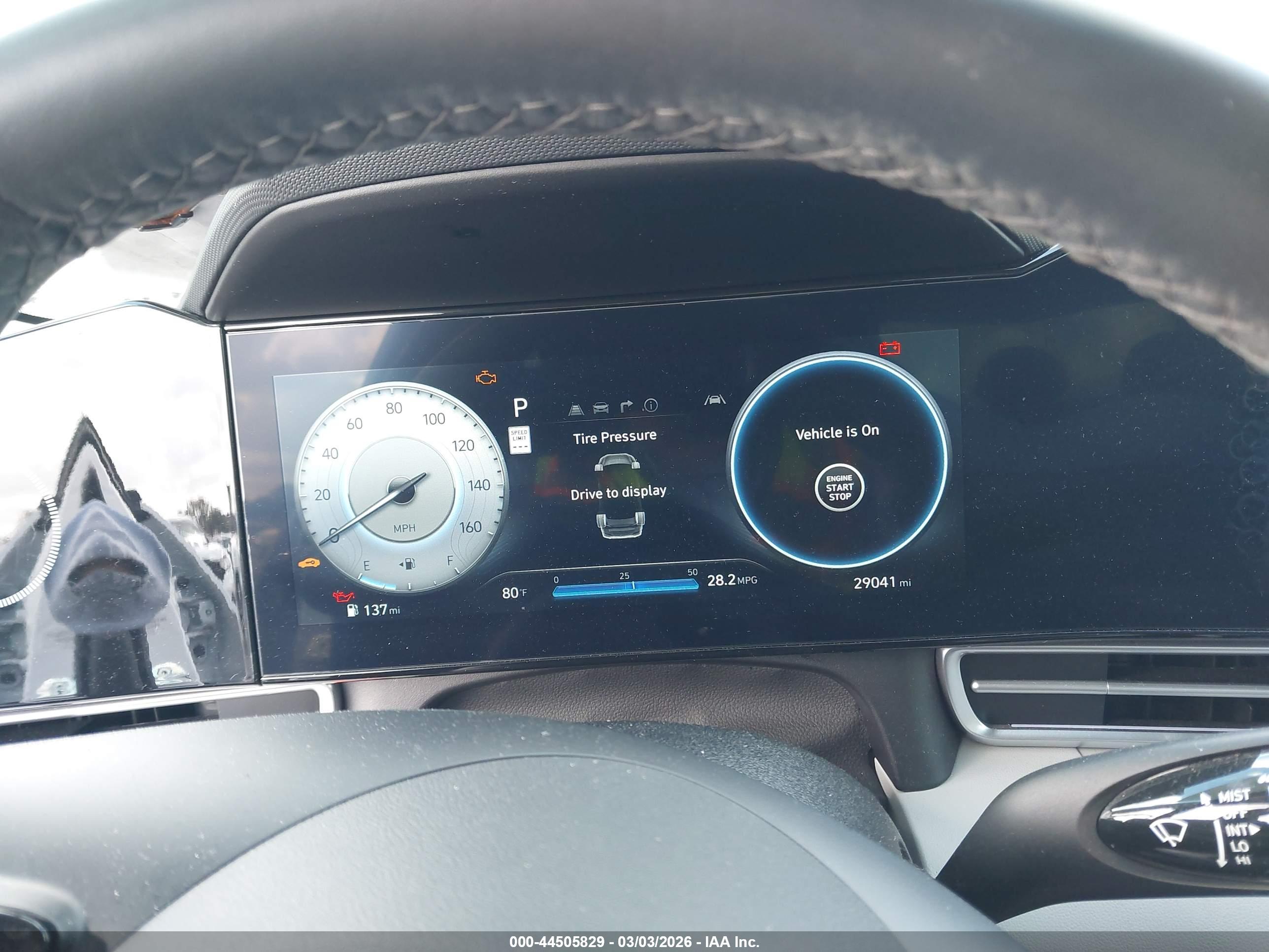 HYUNDAI ELANTRA image 7