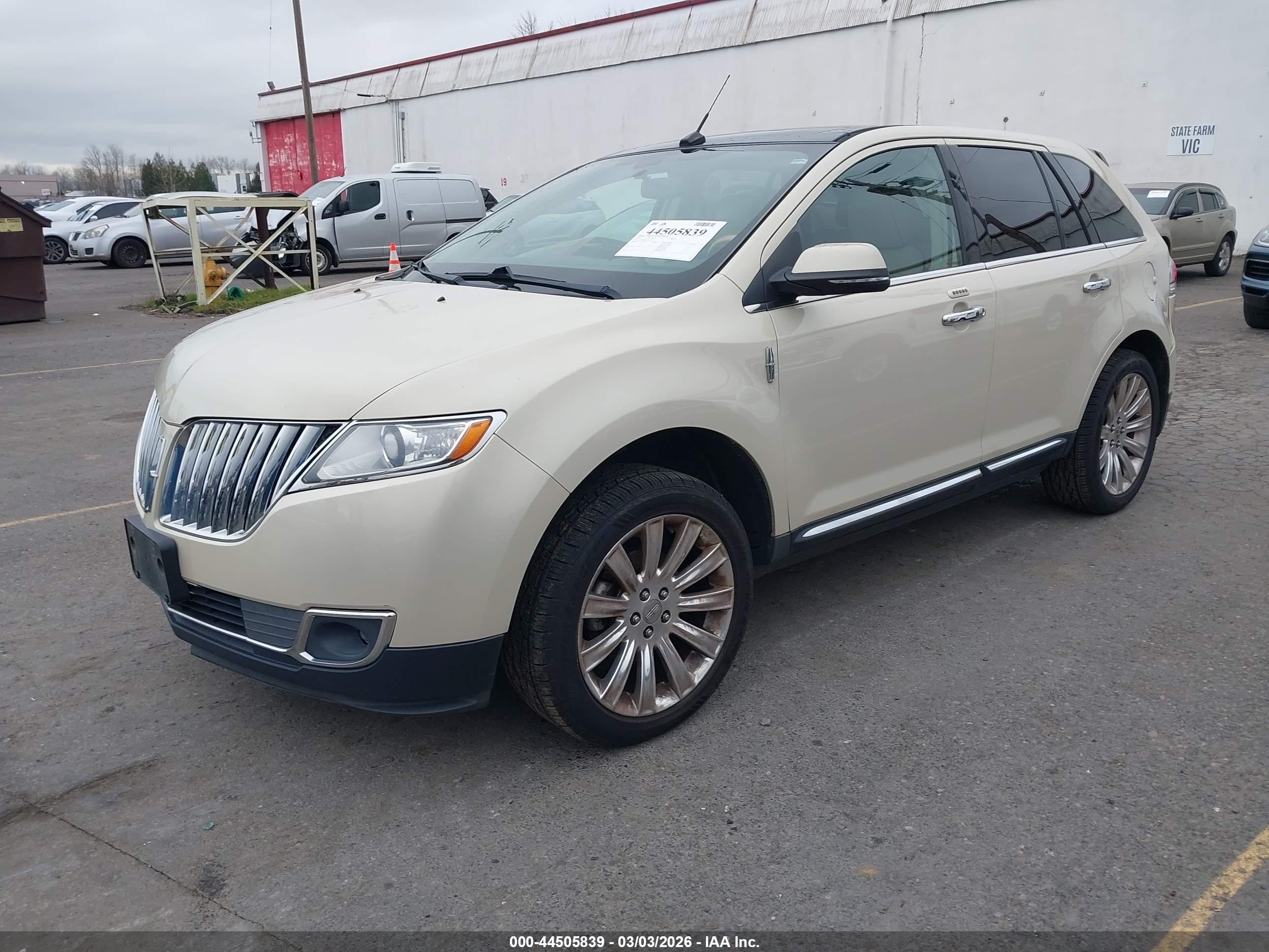 LINCOLN MKX image 2