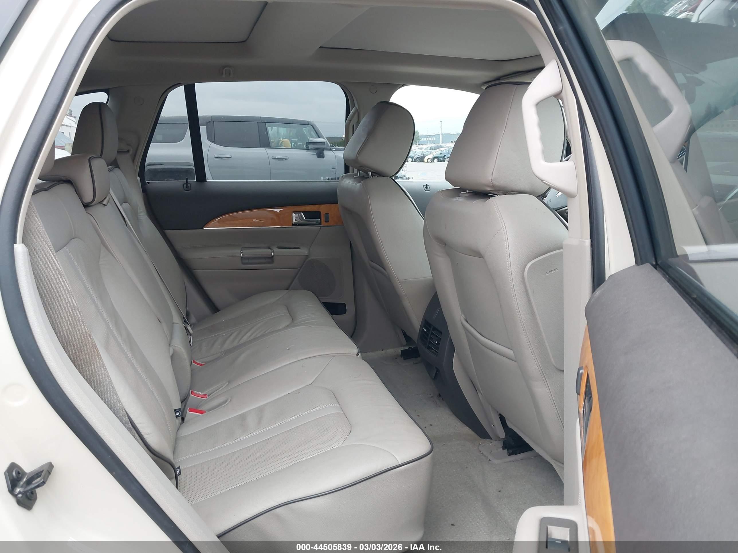 LINCOLN MKX image 8