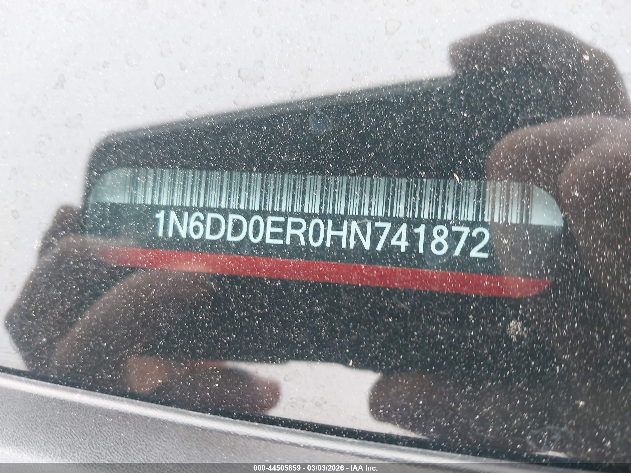 NISSAN FRONTIER image 9