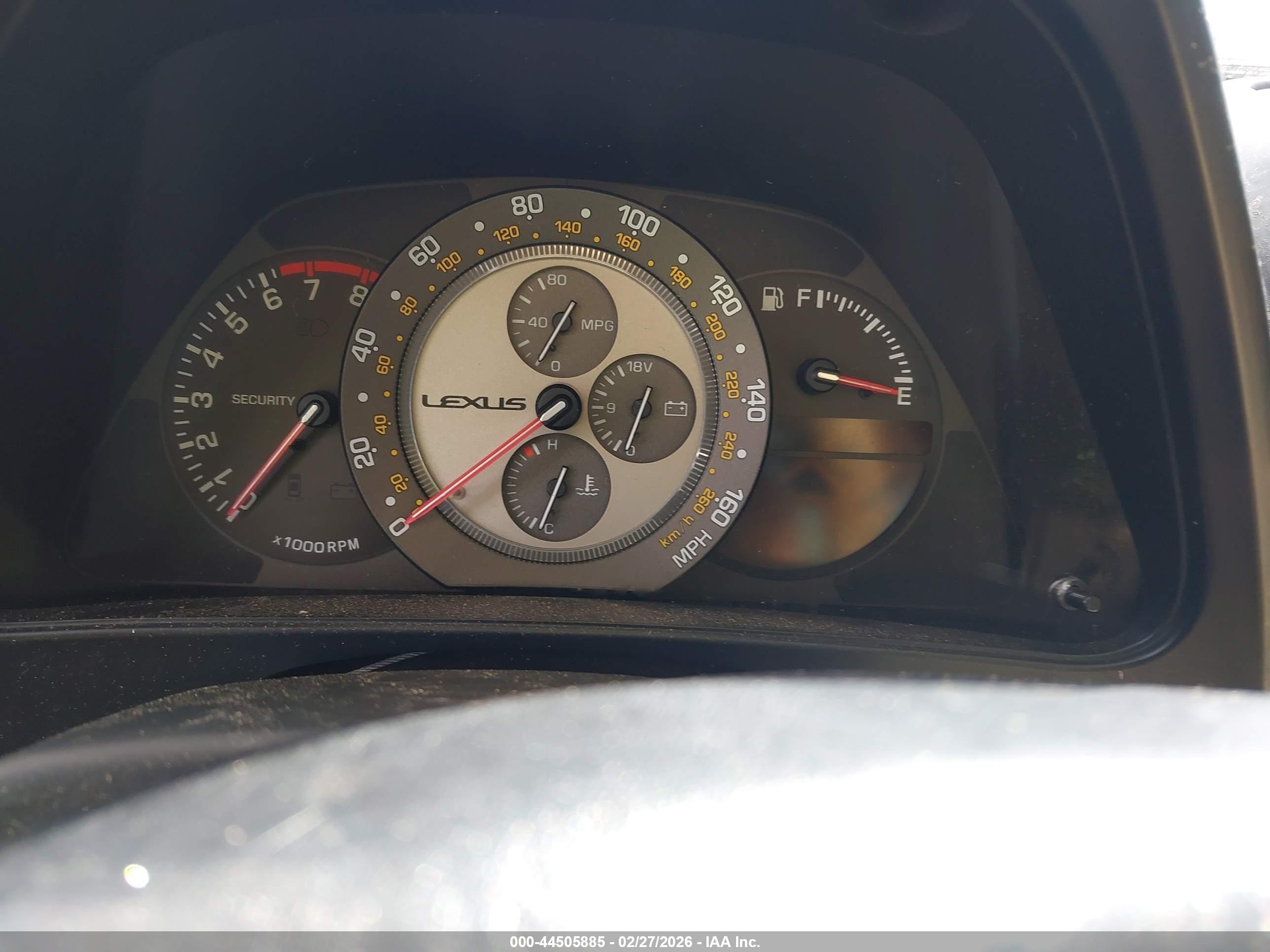 LEXUS IS image 7